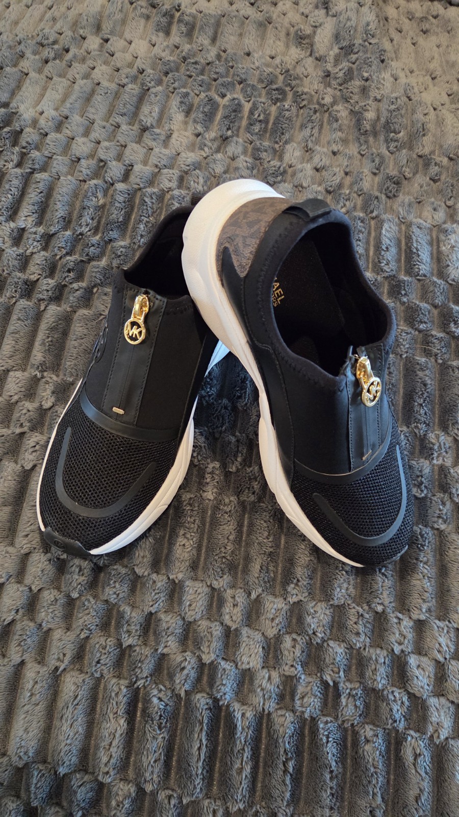 Michael Kors Women’s Sami ZIP Trainer CIRCULAR AIR MESH BLACK Sneakers SZ 8M NIB