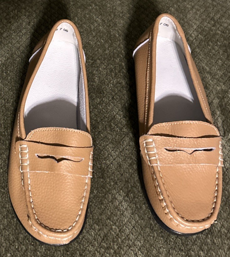 Ladies Soft Leather Loafers Slip On Flats Breathable Walking Nonslip