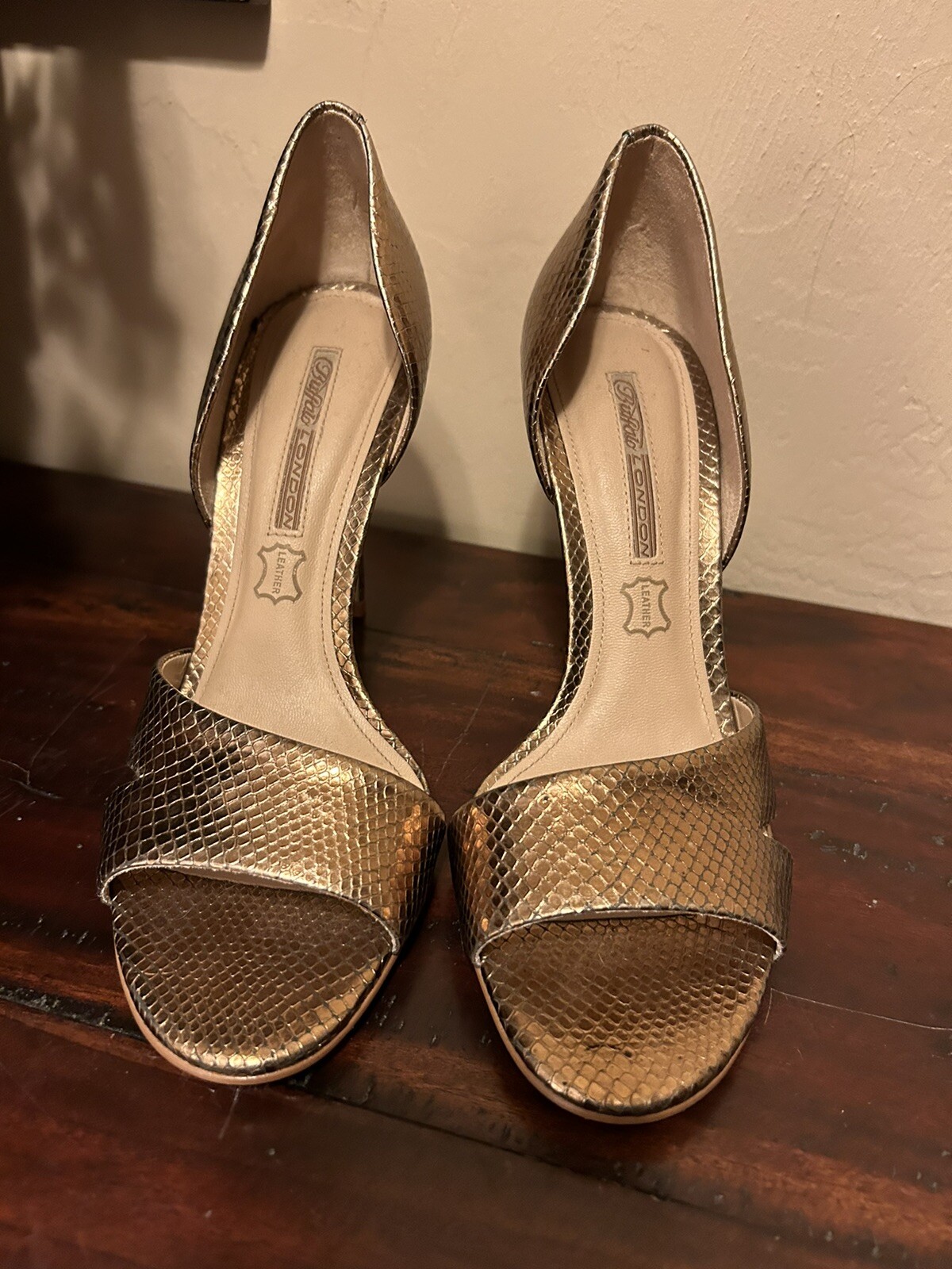 Buffalo London Heels~Metallic Bronze Stiletto Shoes~4.25 heel~Leather~EU 39 US 8