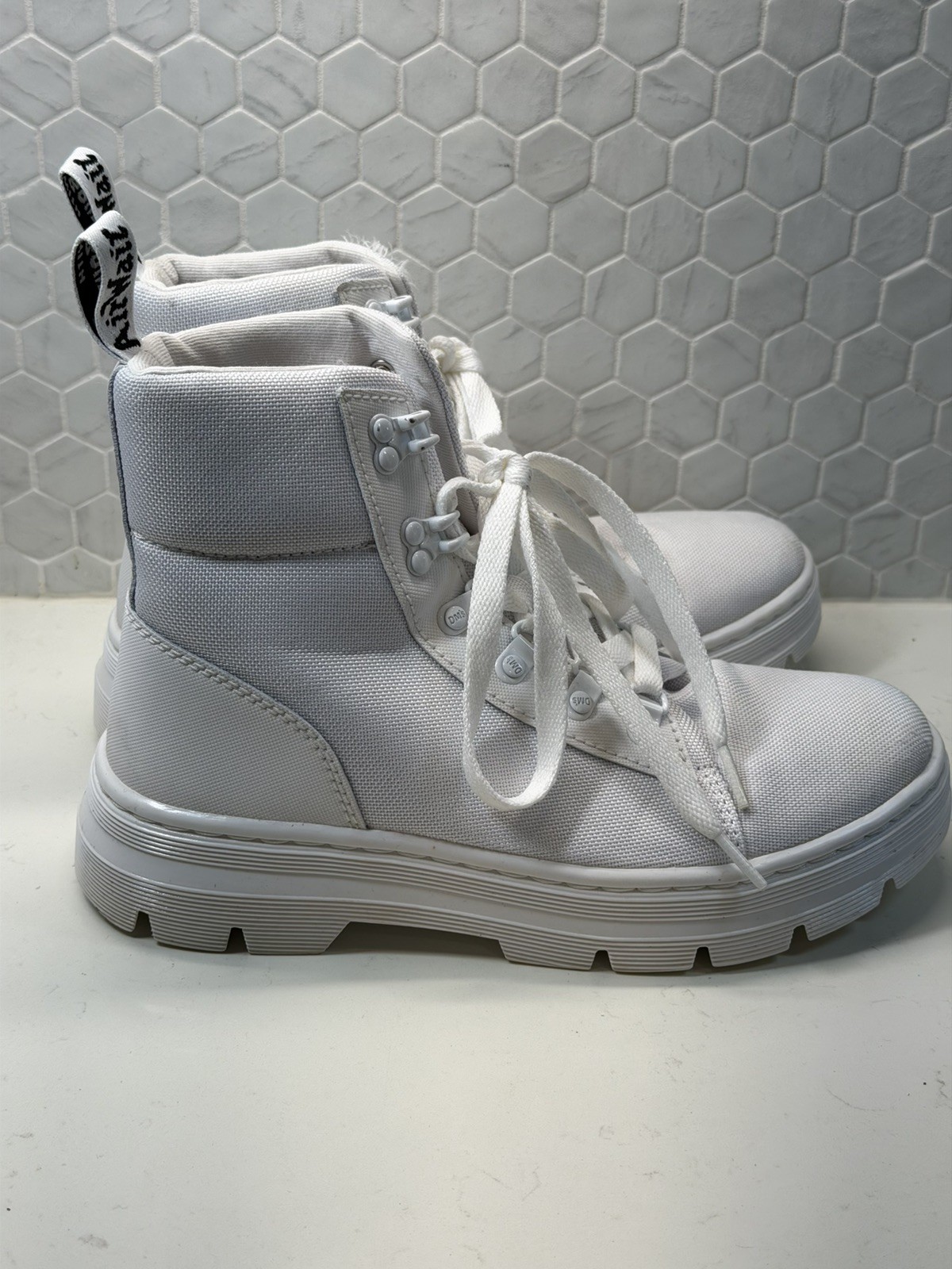 Dr. Doc Martens Combs W Combat Boots Women’s Size 8 All White Air Ware Nylon