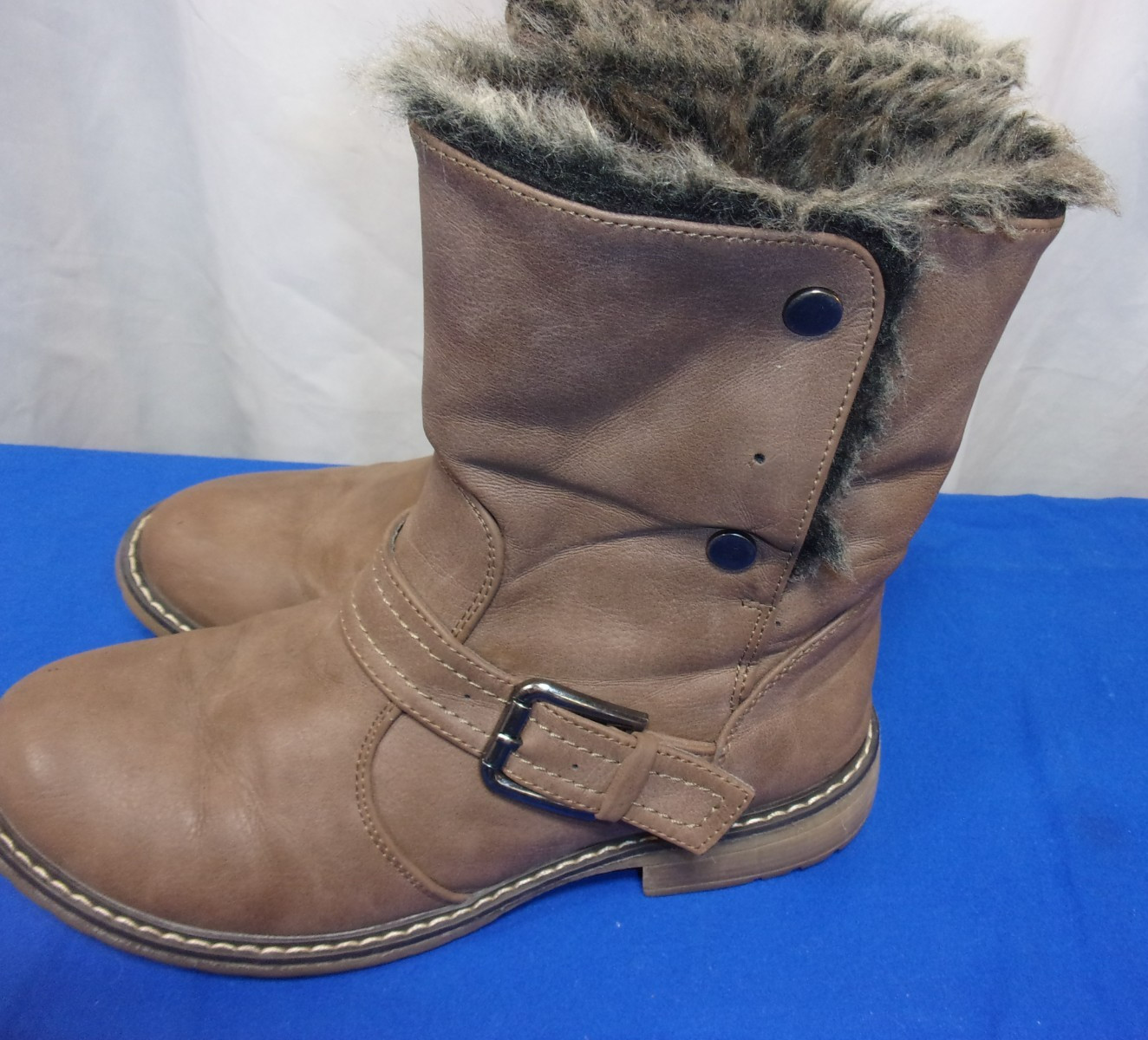 DESIGNER PATRIZIA by SPRING STEP FAUX FUR LINED WARM WINTER BROWN BOOTS SIZE 7.5