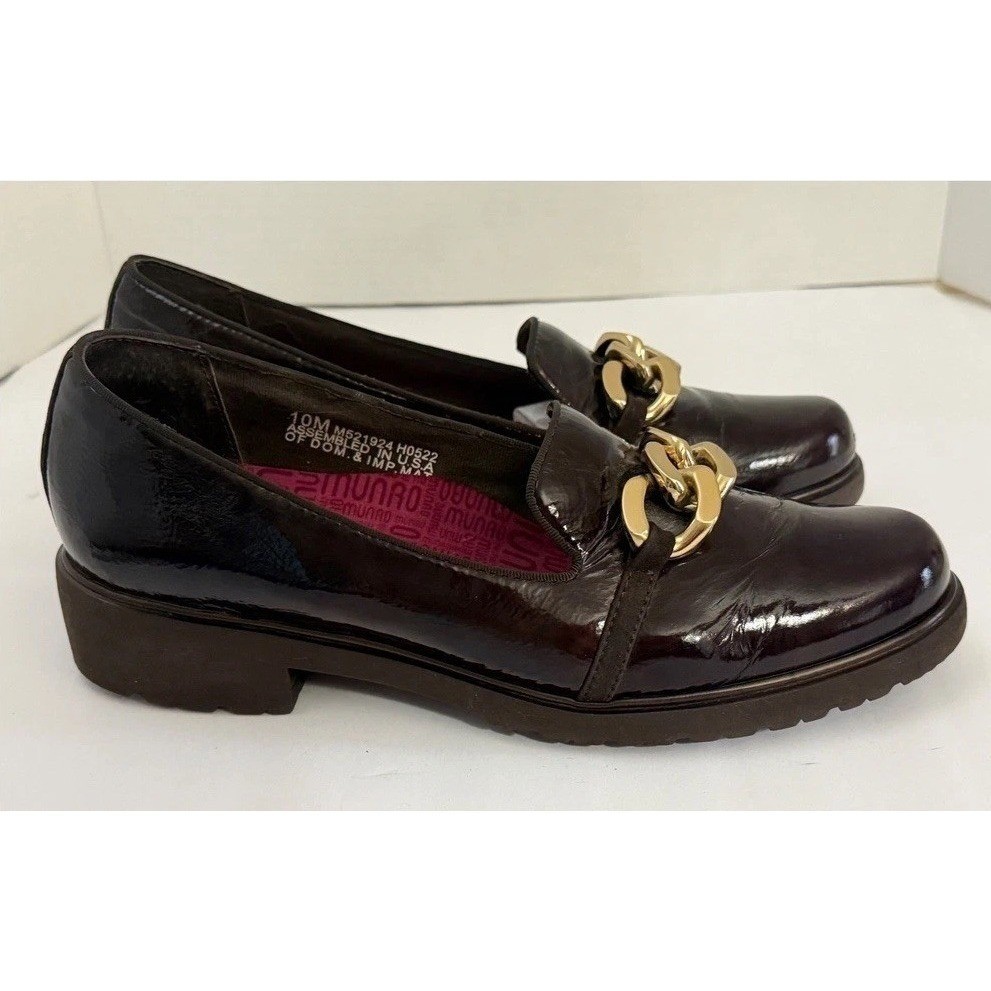 Munro American Expresso Brown Patent Leather Gold Chain Loafers Shoes 10 M