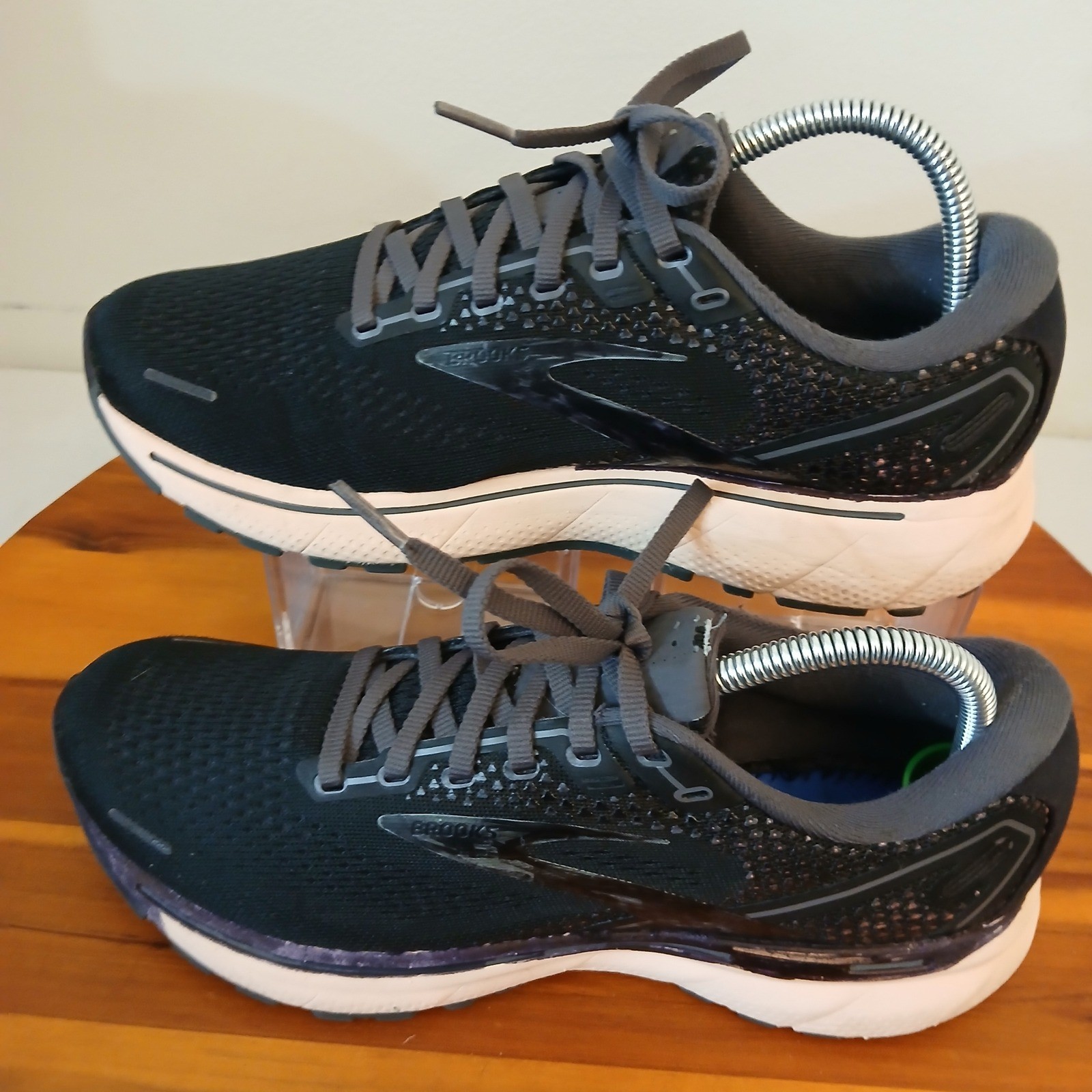 Brooks Ghost 14 Women Size 9 Black Grey Running Shoes Sneakers 1203561B026