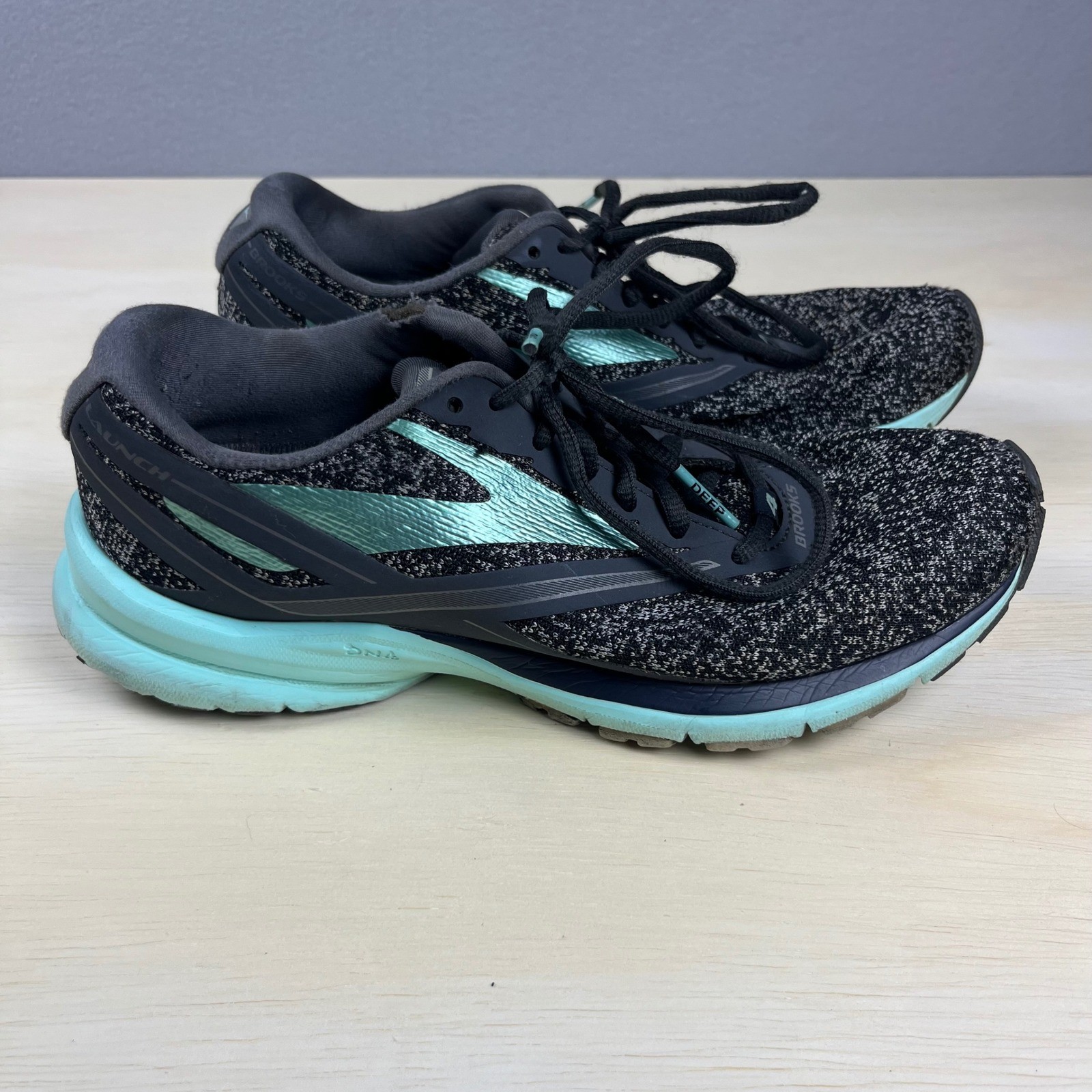 Brooks Launch 4 Womens Running Shoes Black Teal Knit Athletic 1202341B081