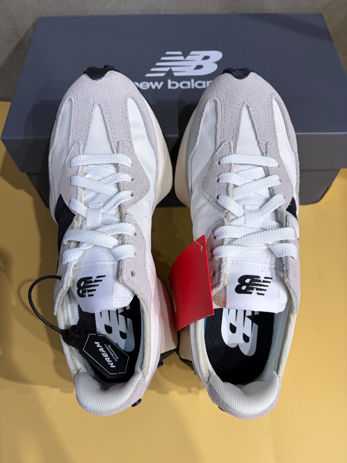 New Balance 327 Lifestyle Women’s Casual Sneaker Sports [EU:36/37] NWT MS327FE