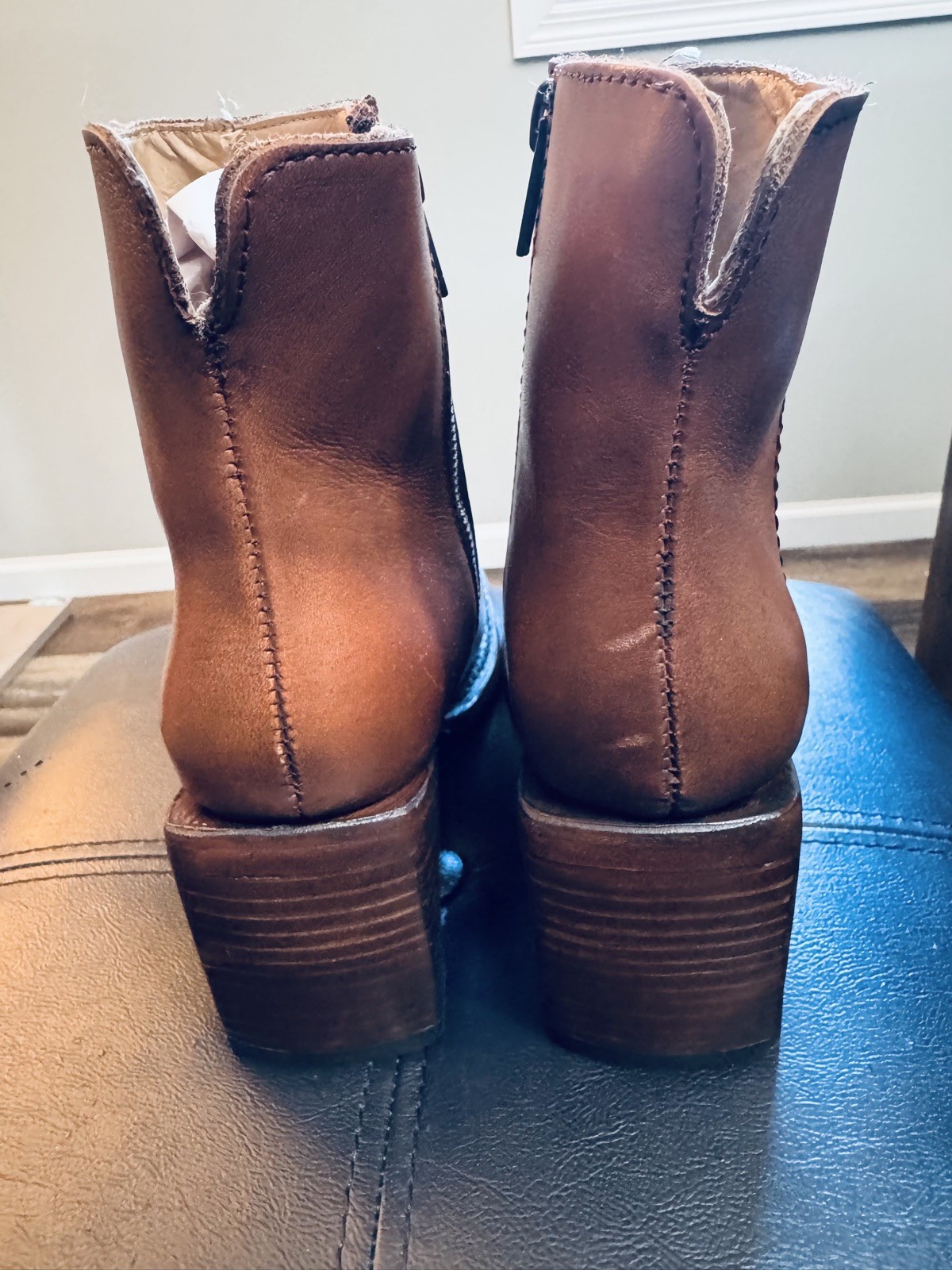 Sutro Women Handmade Genuine Leather Ankle Boots Brown Sz 6.5 SeePics NIB -CLAY