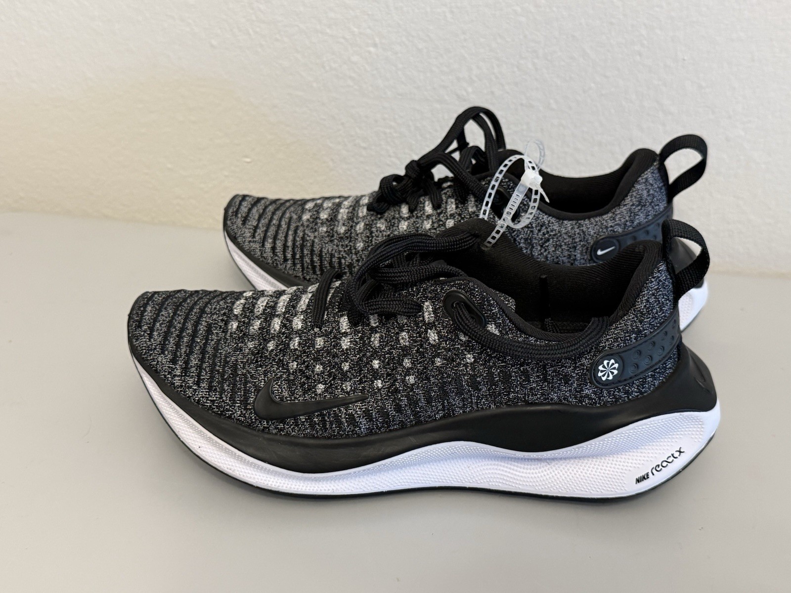 Nike ReactX Infinity Run 4 FlyKnit Sneaker Gray/Black 2023 DR2670-006