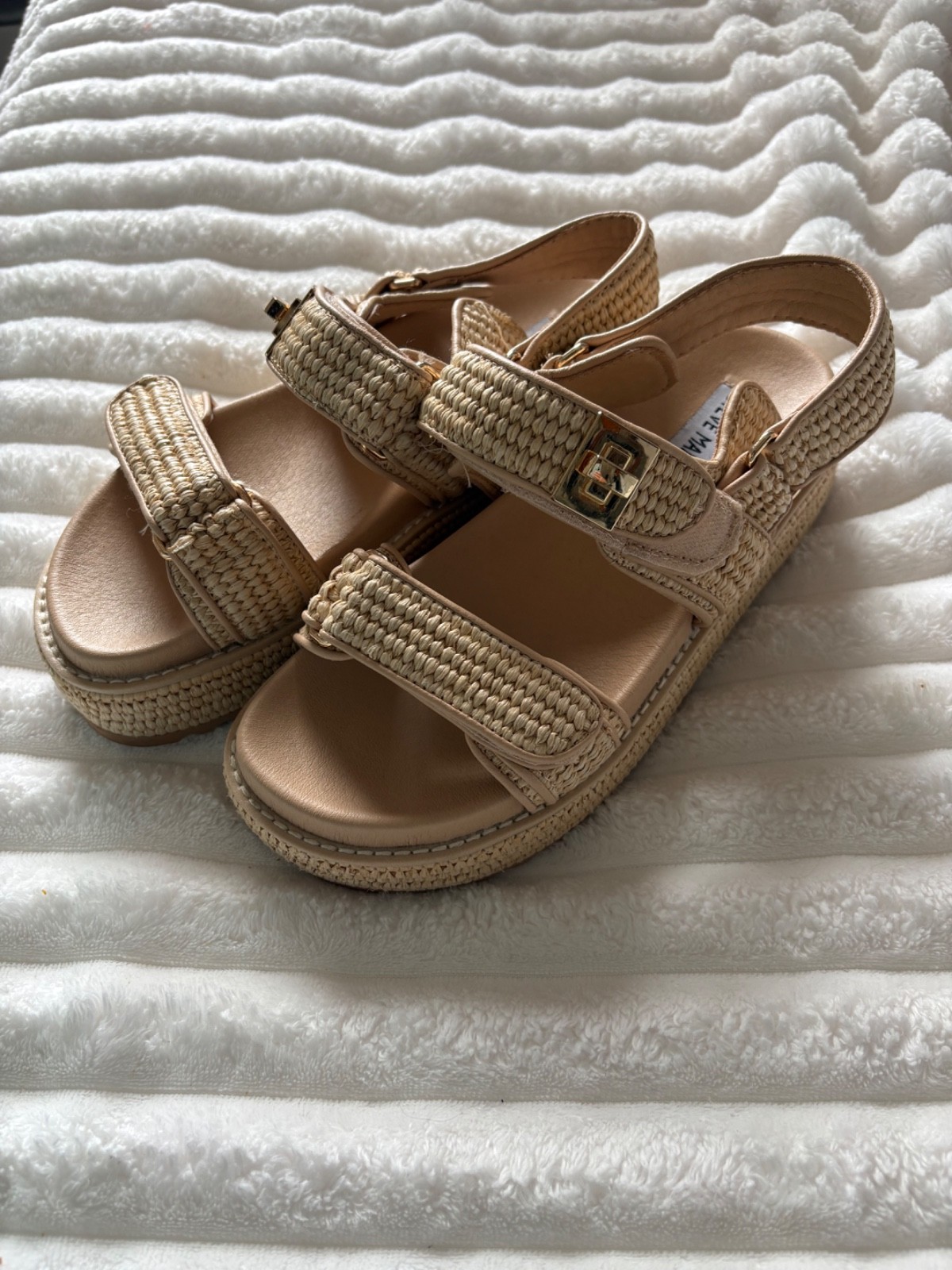 Brand new Steve Madden platform sandals size 7.5