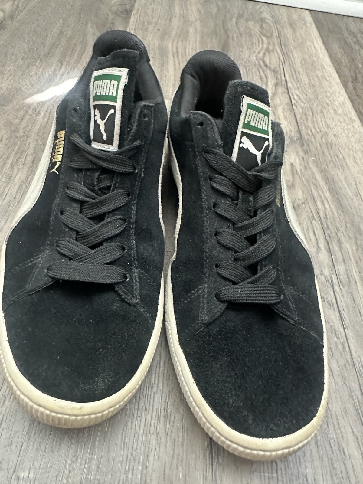 PUMA Suede Classic Men’s Suede Low Top Lace-Up Sneakers Black/White 355462-01
