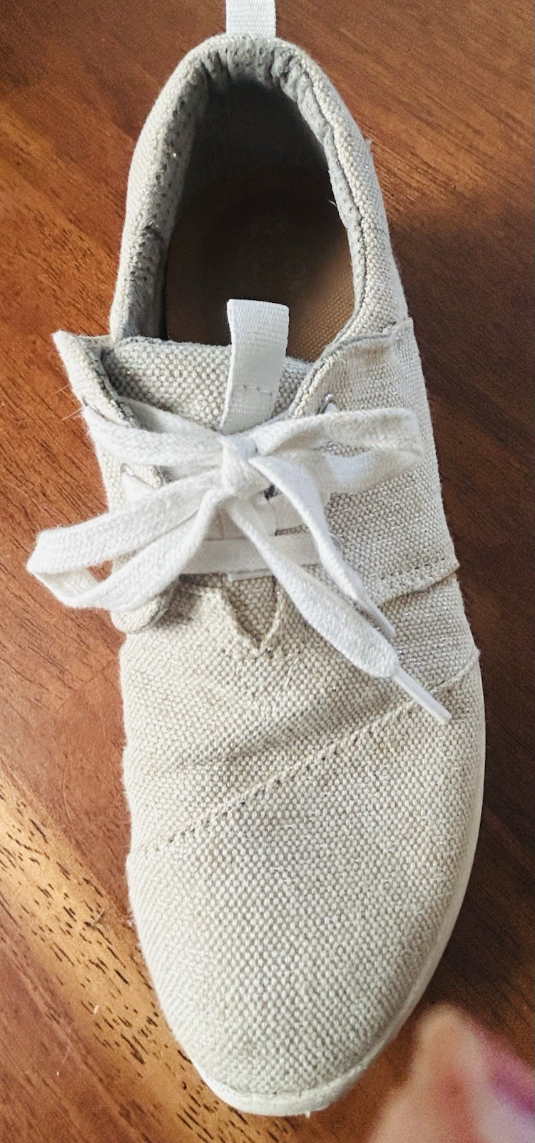 TOMS women Del Rey Sneaker Beige Gold Sparkle Size 7.5