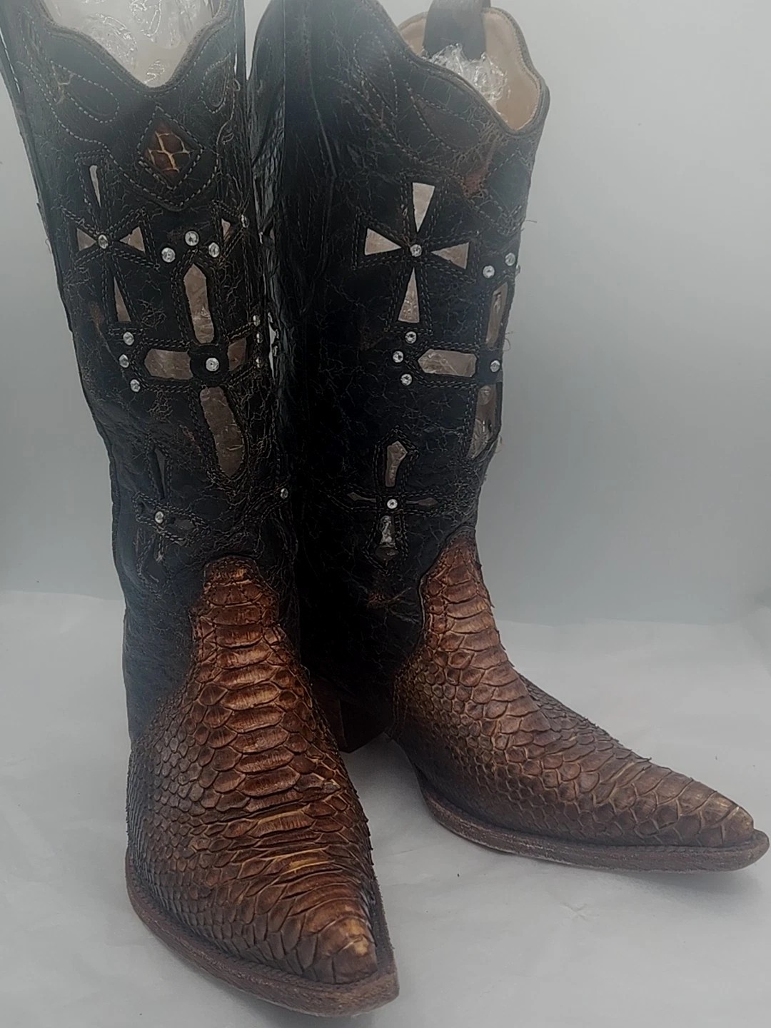 Corral Musgo Python Snakeskin Boots Black Brown Cross Cut-Outs Crystals Sz 9.5
