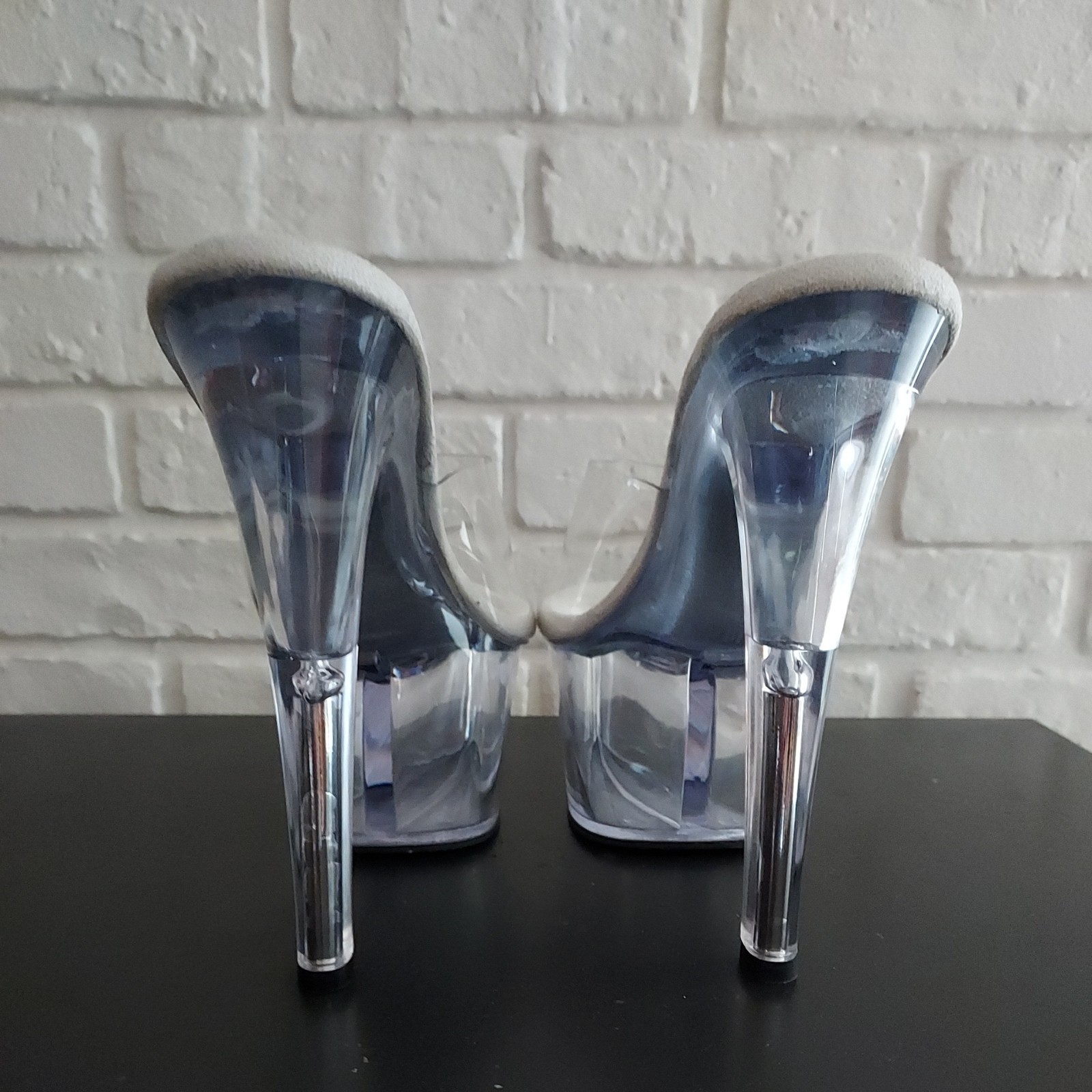 Pleaser Sky-301 Clear 7″ Heel Size 11
