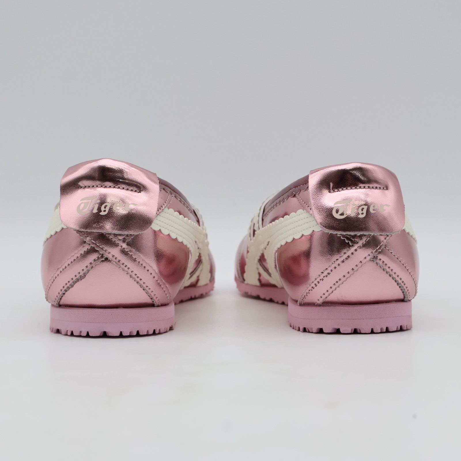 1182A708-701 Onitsuka Tiger Mexico 66 TGRS Crystal Pink Cream (Women’s)