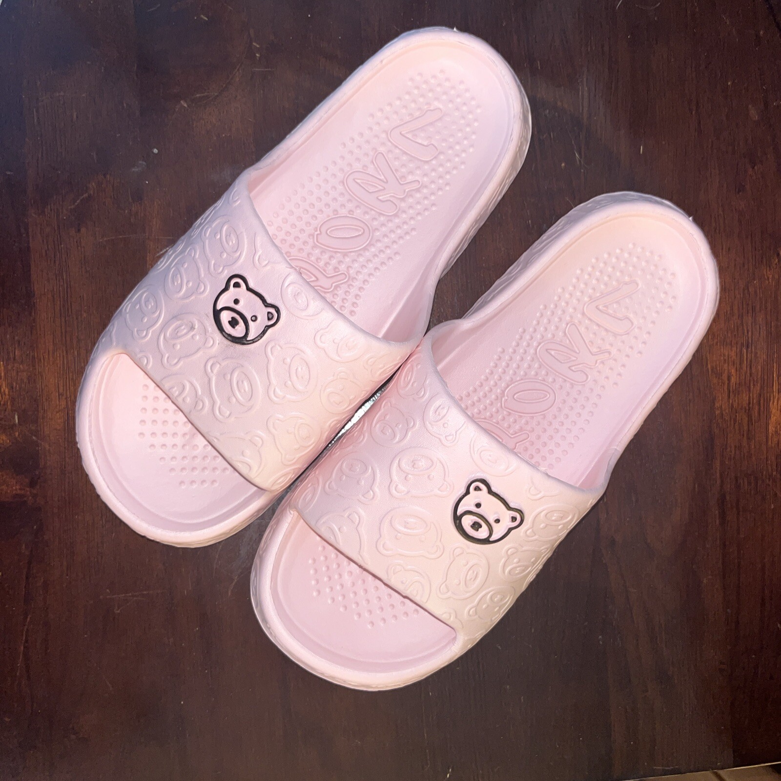 NEW CUTE BEAR PILLOW SLIDES PINK SZ 9-10 GARDEN BATHROOM SHOES NIB USA