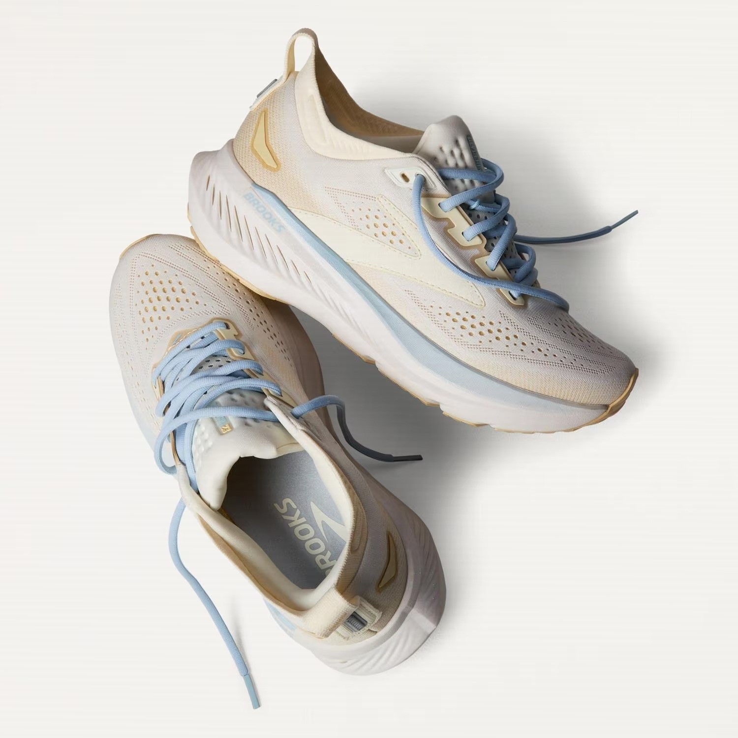 Brooks Women’s Glycerin 23 Running Shoes, White/Beige (NEW)