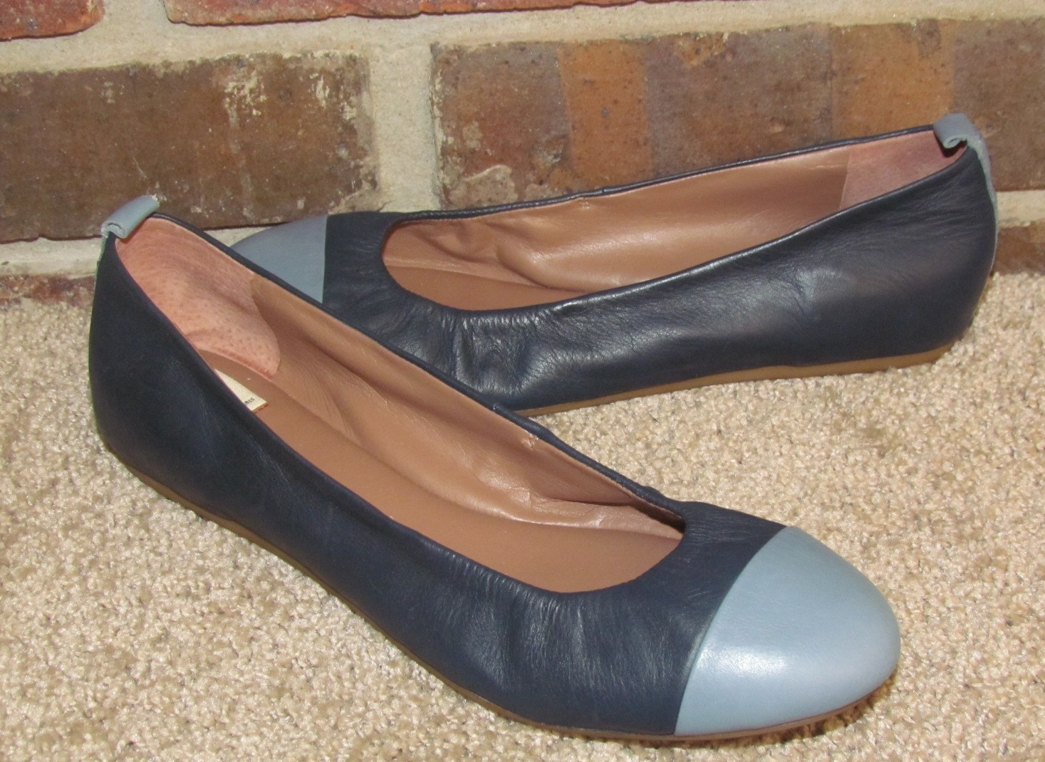 ED Ellen Degeneres Navy Blue Cap Toe Designer Ballet Flats Lilliane 9.5 M