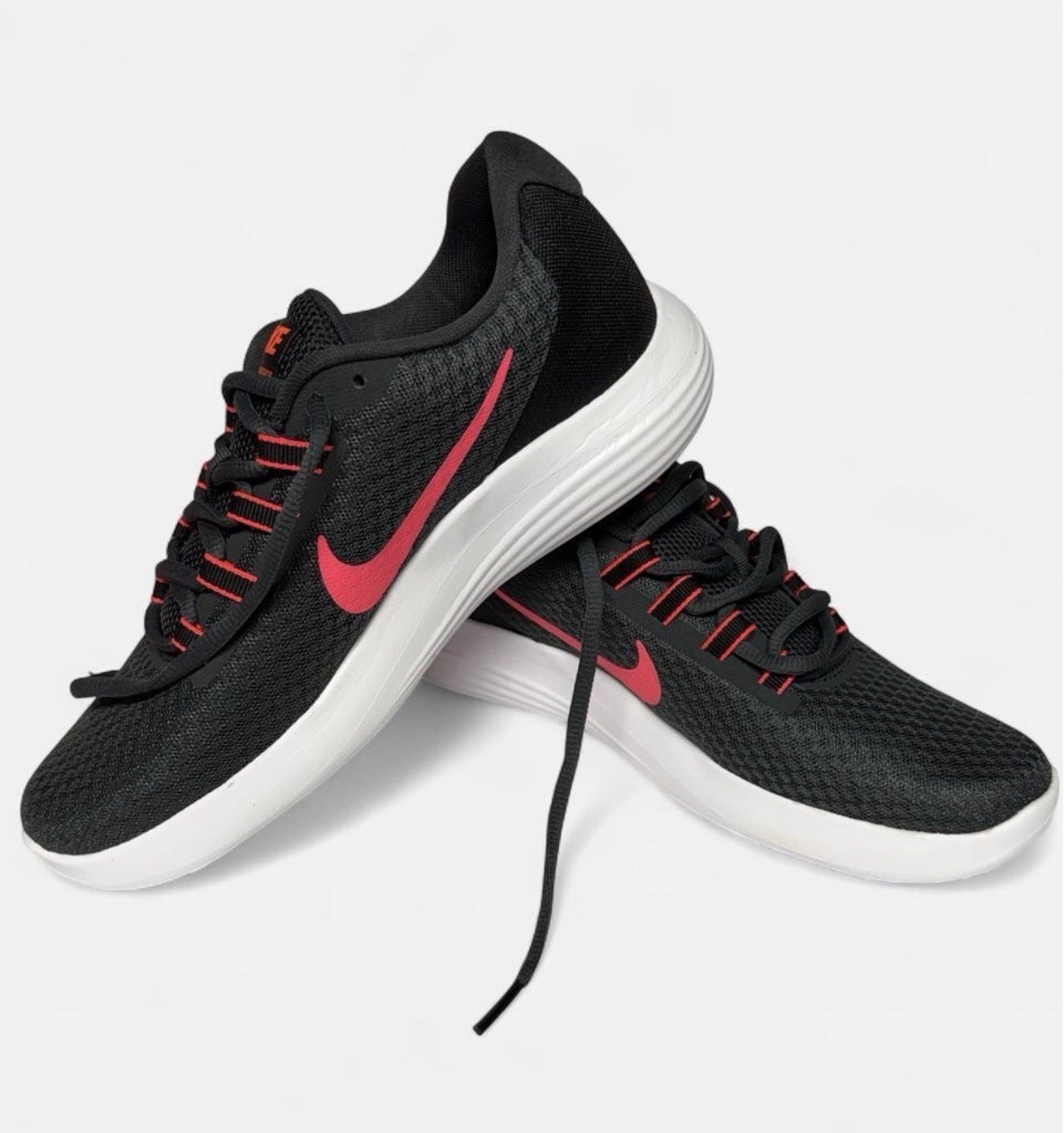 Nike Women’s Lunar Converge Running Sneakers, size 8.5 (US) Brand New w/Box