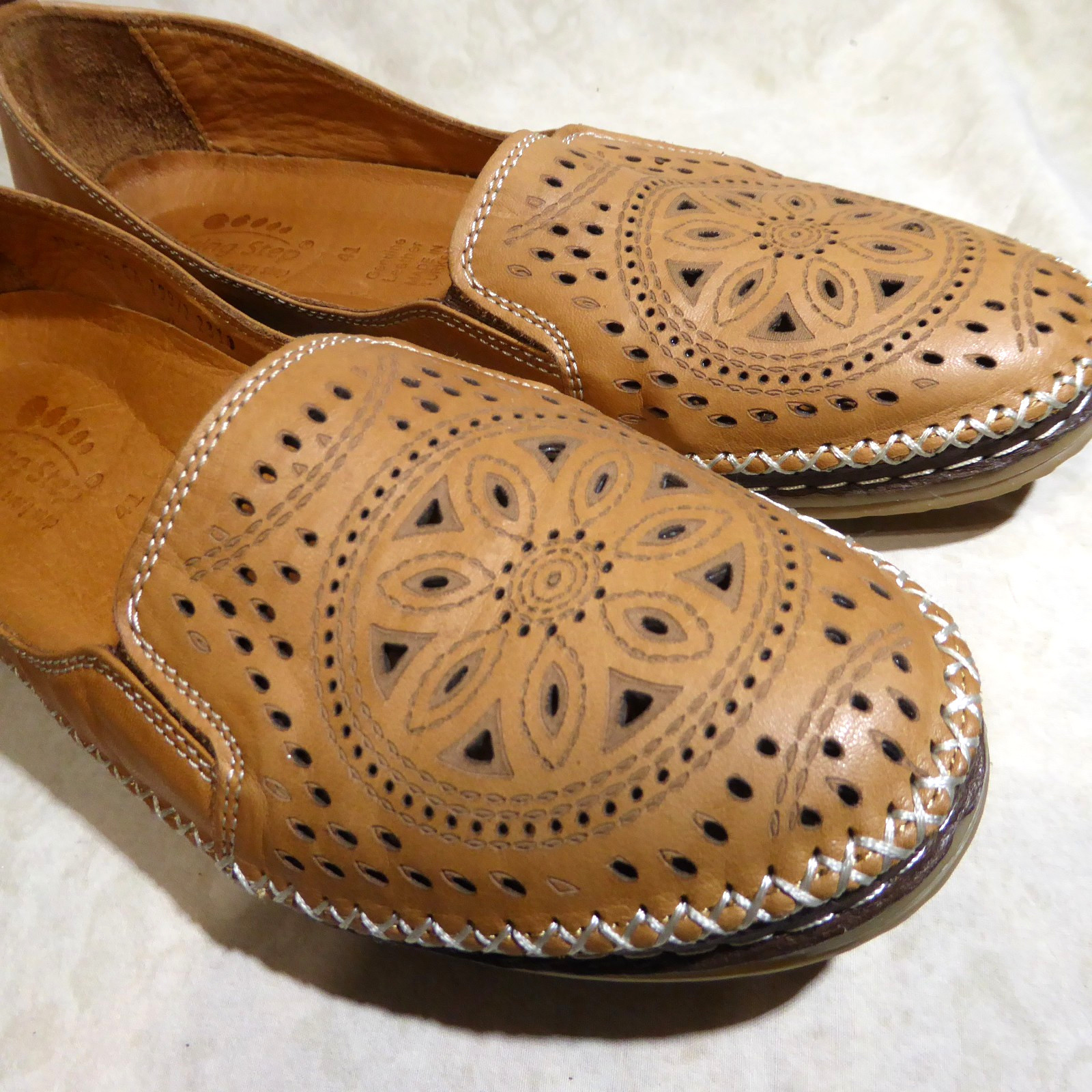 🩰 Spring Step Ingrid Loafer Flats sz 10 M (41) Laser Cut Whiskey Brown Leather