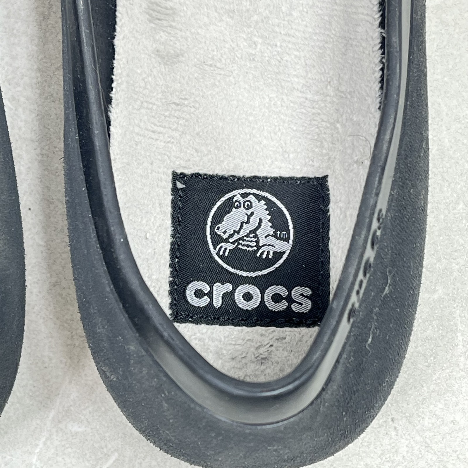 Crocs Women’s Black Flats W9 Faux Fur Lined Slip On Comfort Shoes
