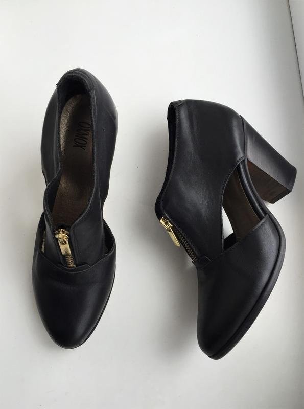Women navy boot heels black leather 39 #B9F2