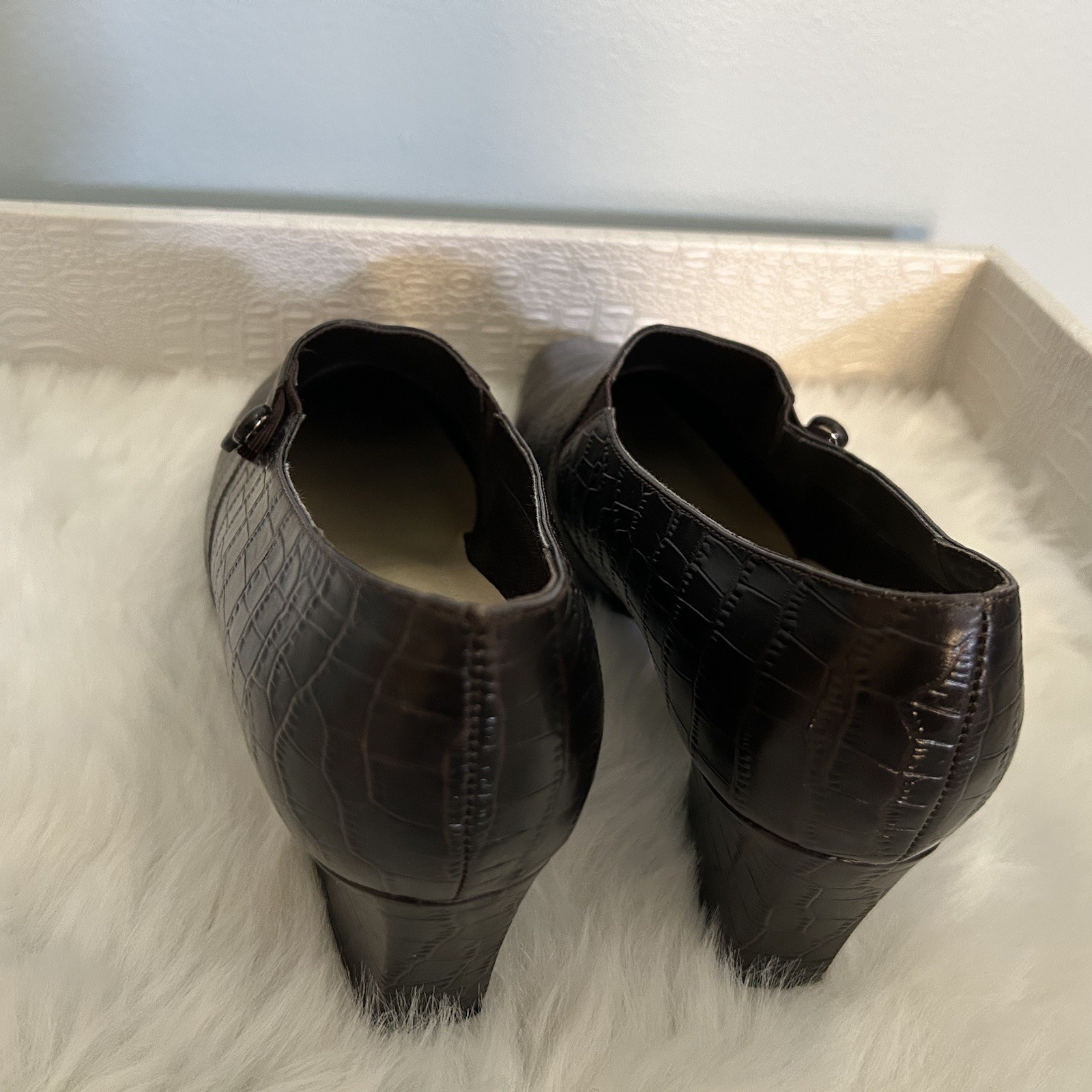 Karen Scott Dark brown Slip On Pumps Heel Dress Shoe women’s size 8