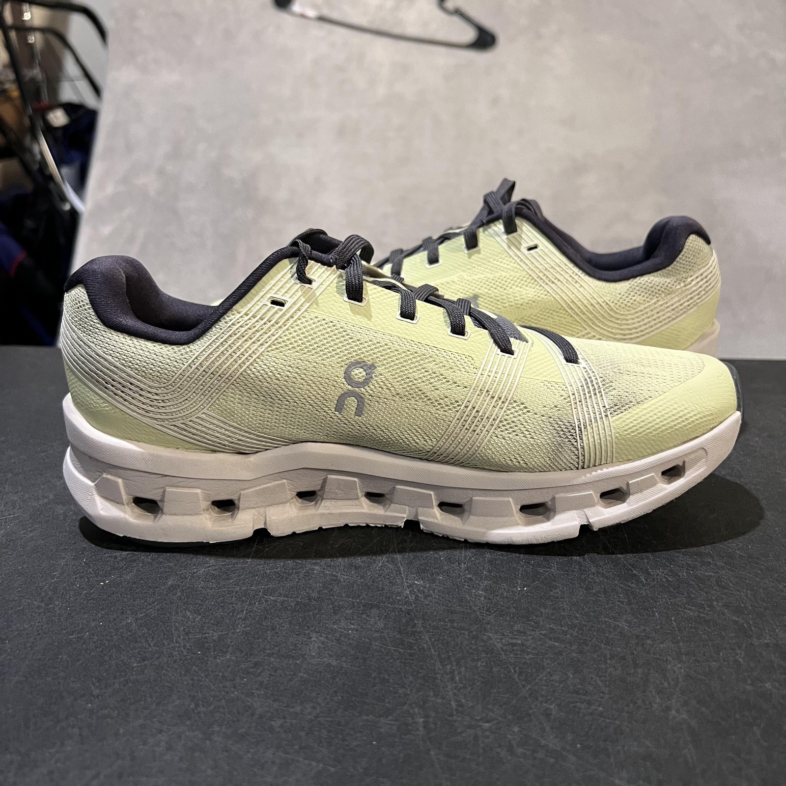On Cloudgo Shoes Womens 9 Yellow CloudTec Cushioned Running Sneakers Athletic