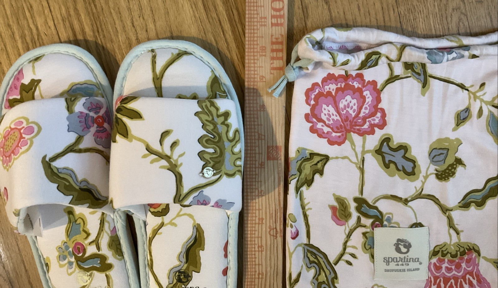 NEW Spartina 449 Sleepwear Accessory Set Slippers M/L Eye Mask, Hair Tie & Bag