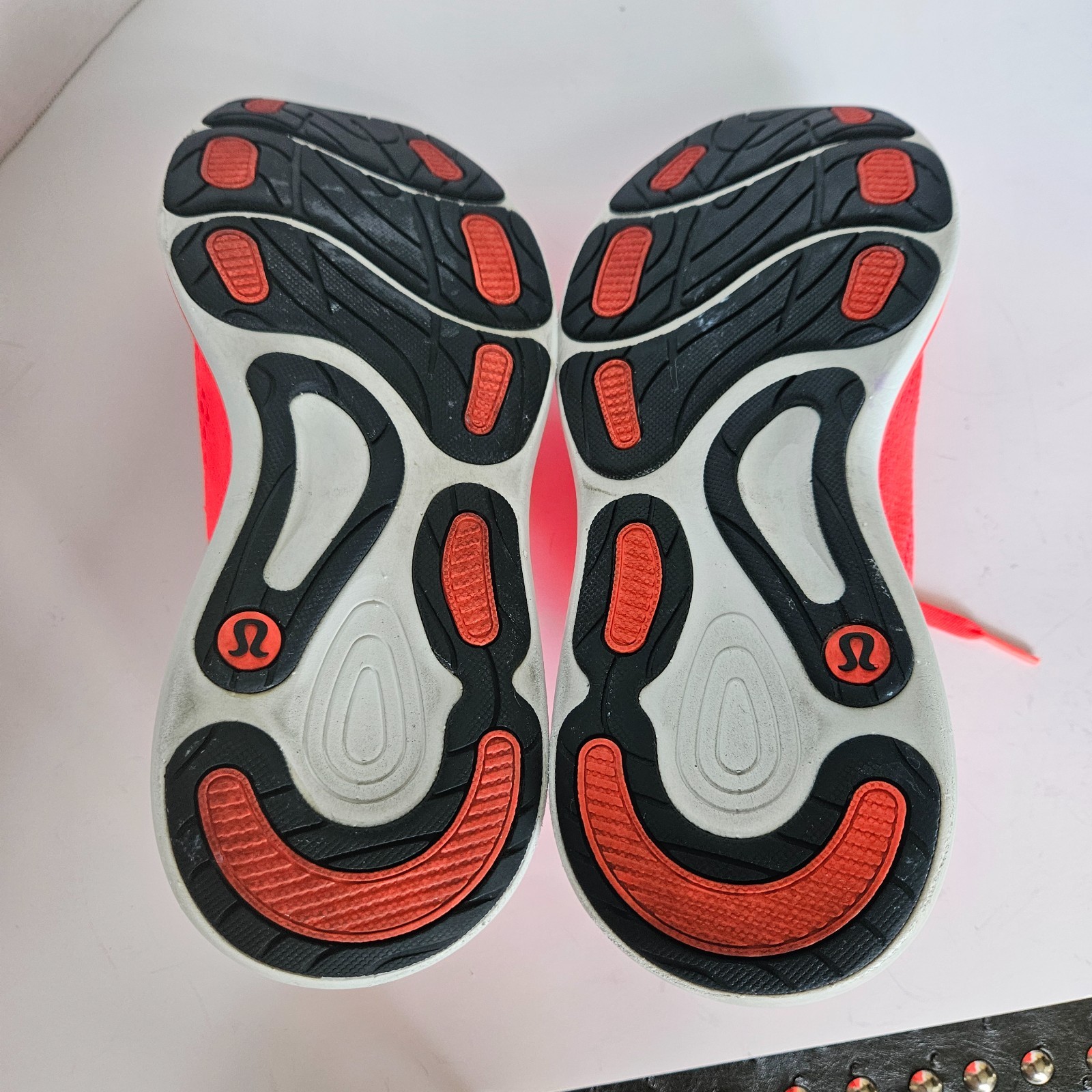 Lululemon Chargefeel Mid Workout Shoe Size 8 Flare Orange Red Cross Training