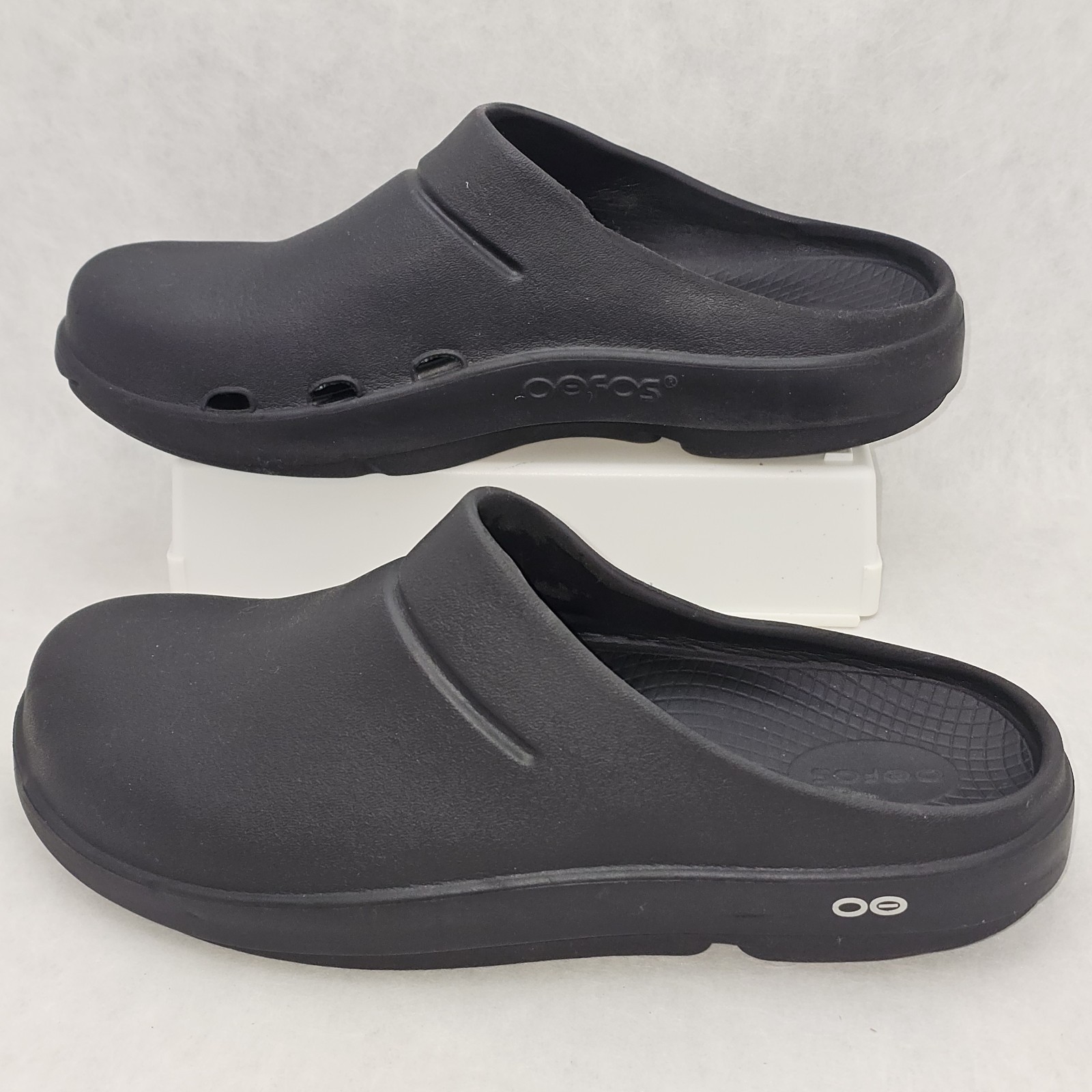 Oofos OOcloog Black Casual Slip On Recovery Unisex Clogs sz W-10 M-8 (EU 41)