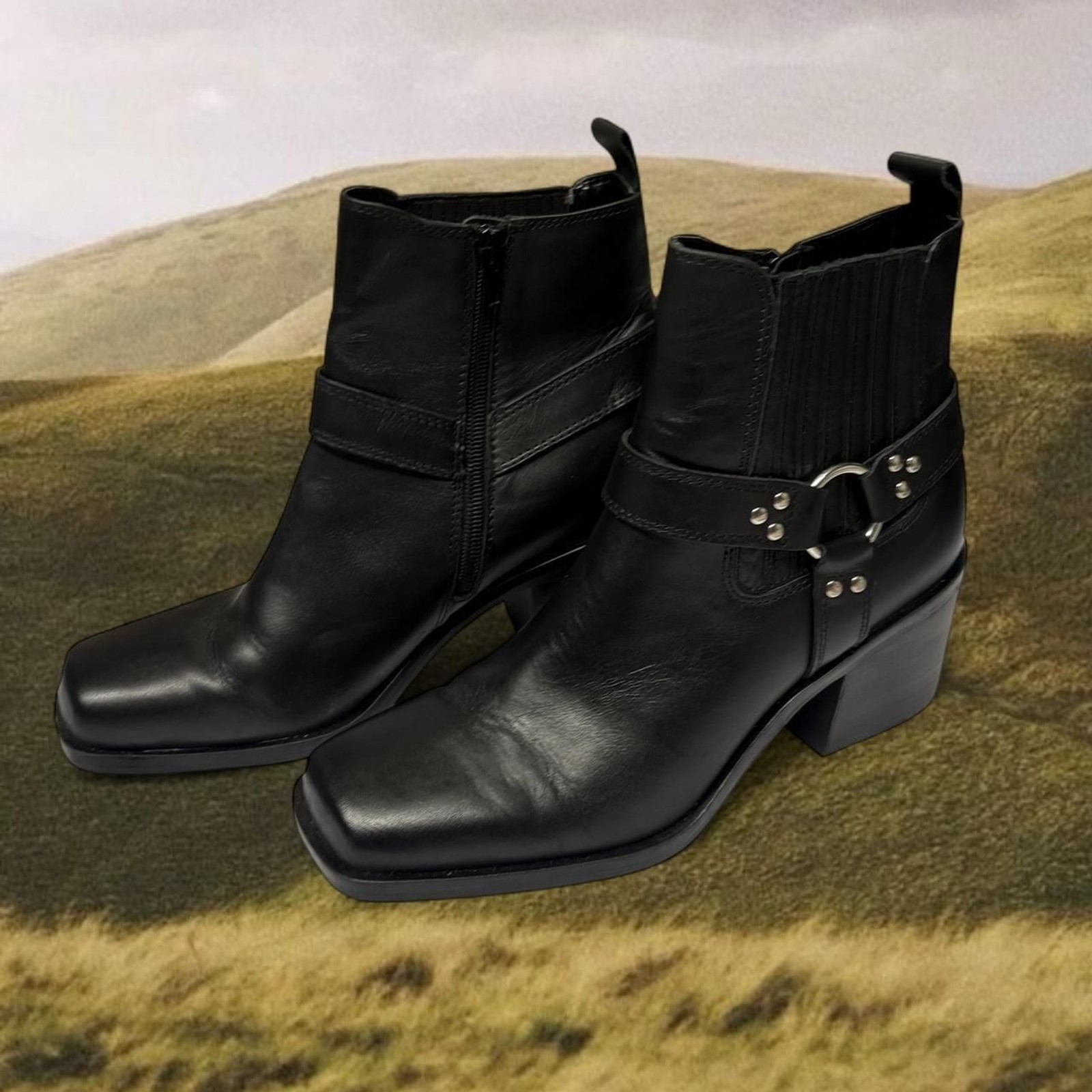 Whimsigoth Moto Grunge Goth Steve Madden Wells Leather Harness Chunky Boots