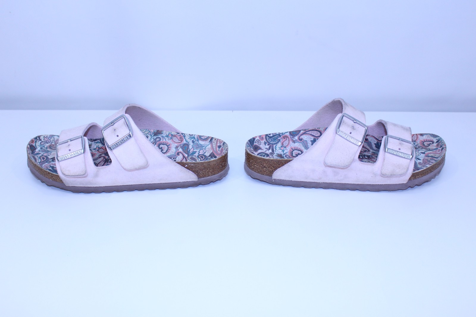 Women Birkenstock 39 Sandals Slip-On Shoes Germany Slides L8 M6 Paisley Pink GUC