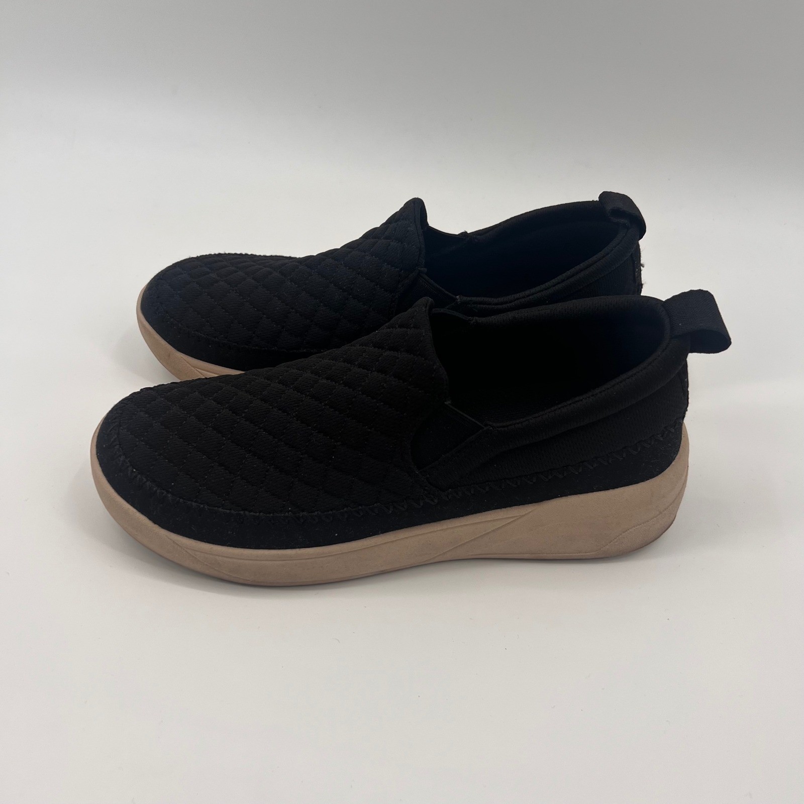 Staheekum Quilted Slip-On Black Mesh Sneakers Women 9 C91239928B Tan Sole