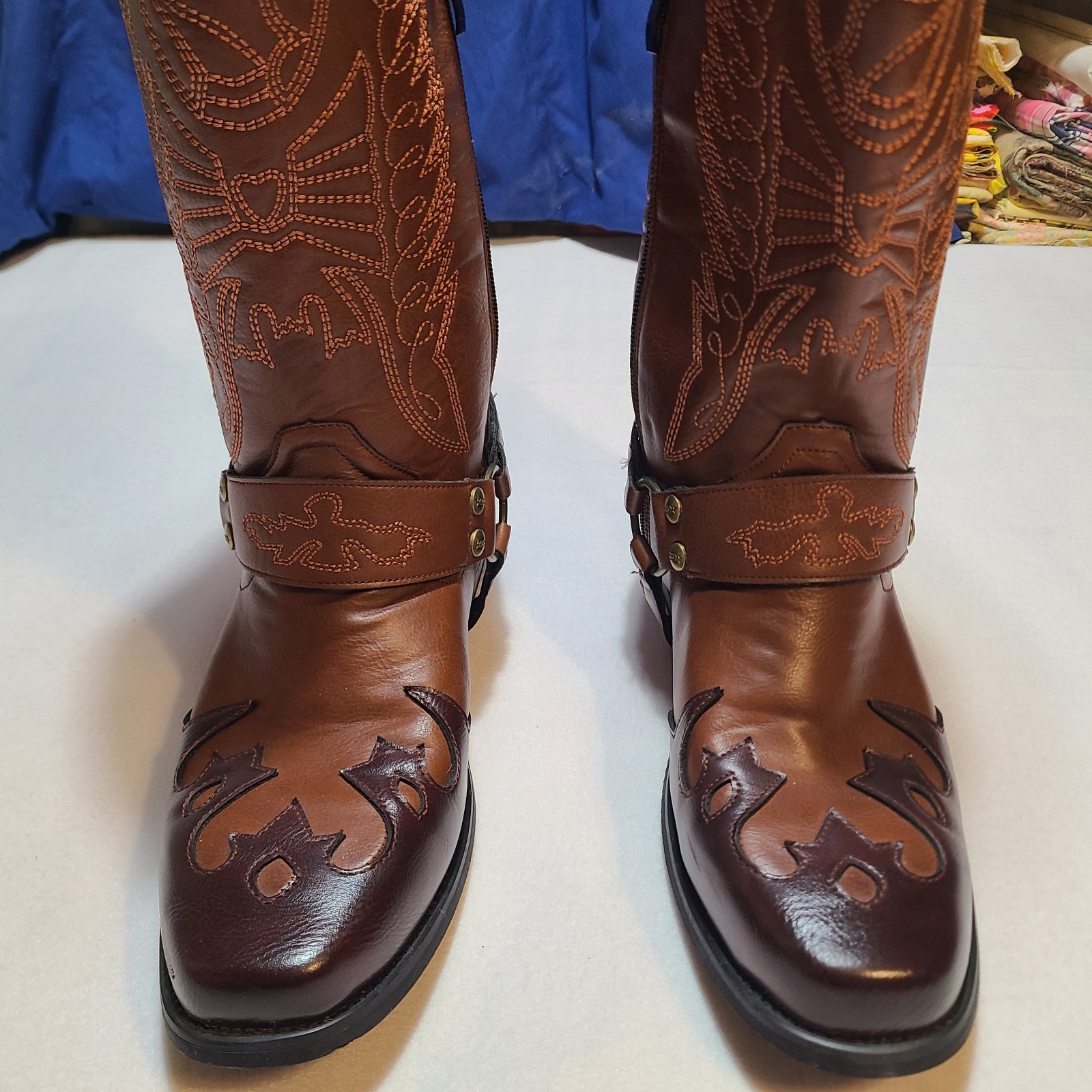 Square Head, Embroidered Leather Boots, Side Zip Knight Boots Low Heel M 11/W 13