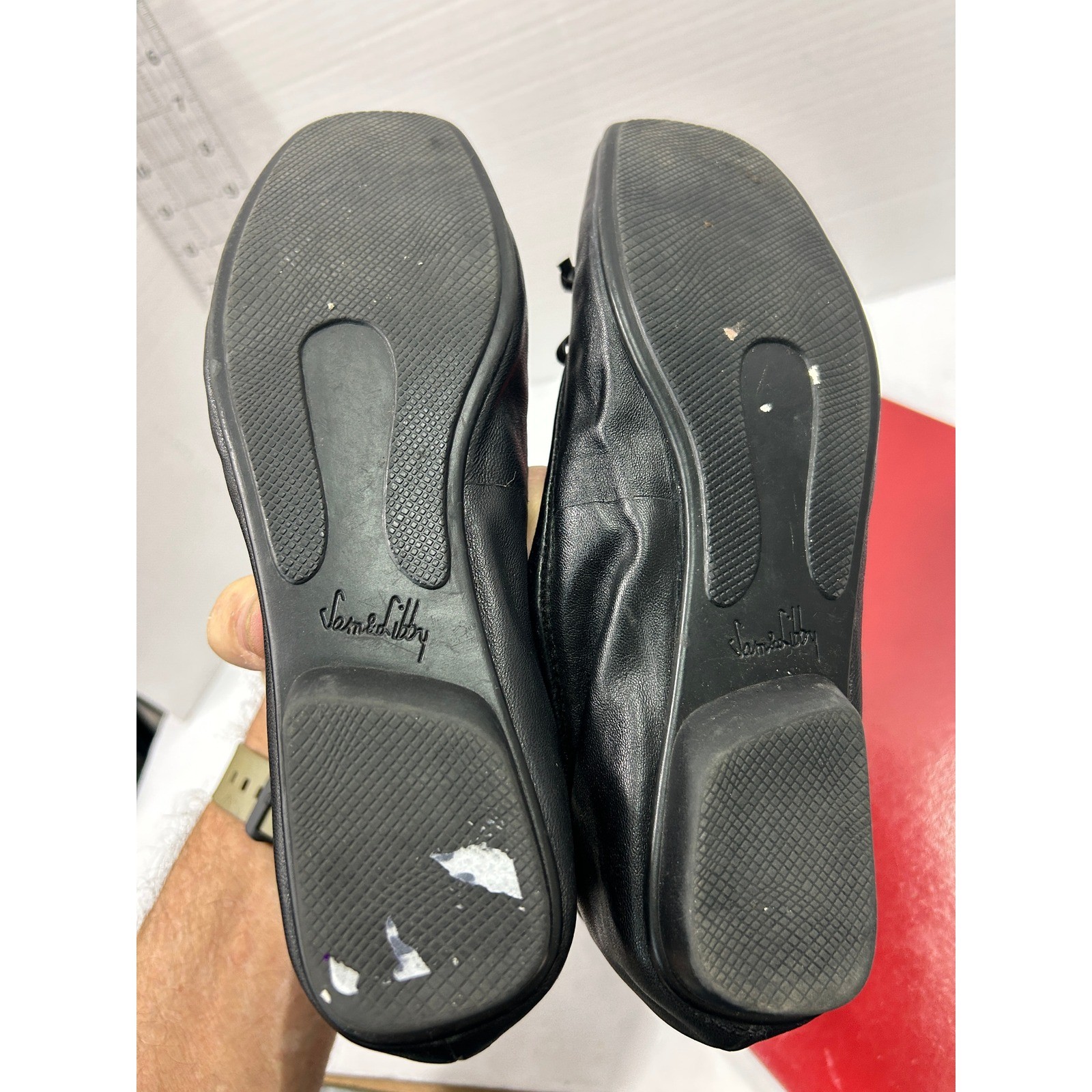 Sam & Libby Solid Ballet Flats 6.5M Black Leather Bow Balletcore Minimalist Chic
