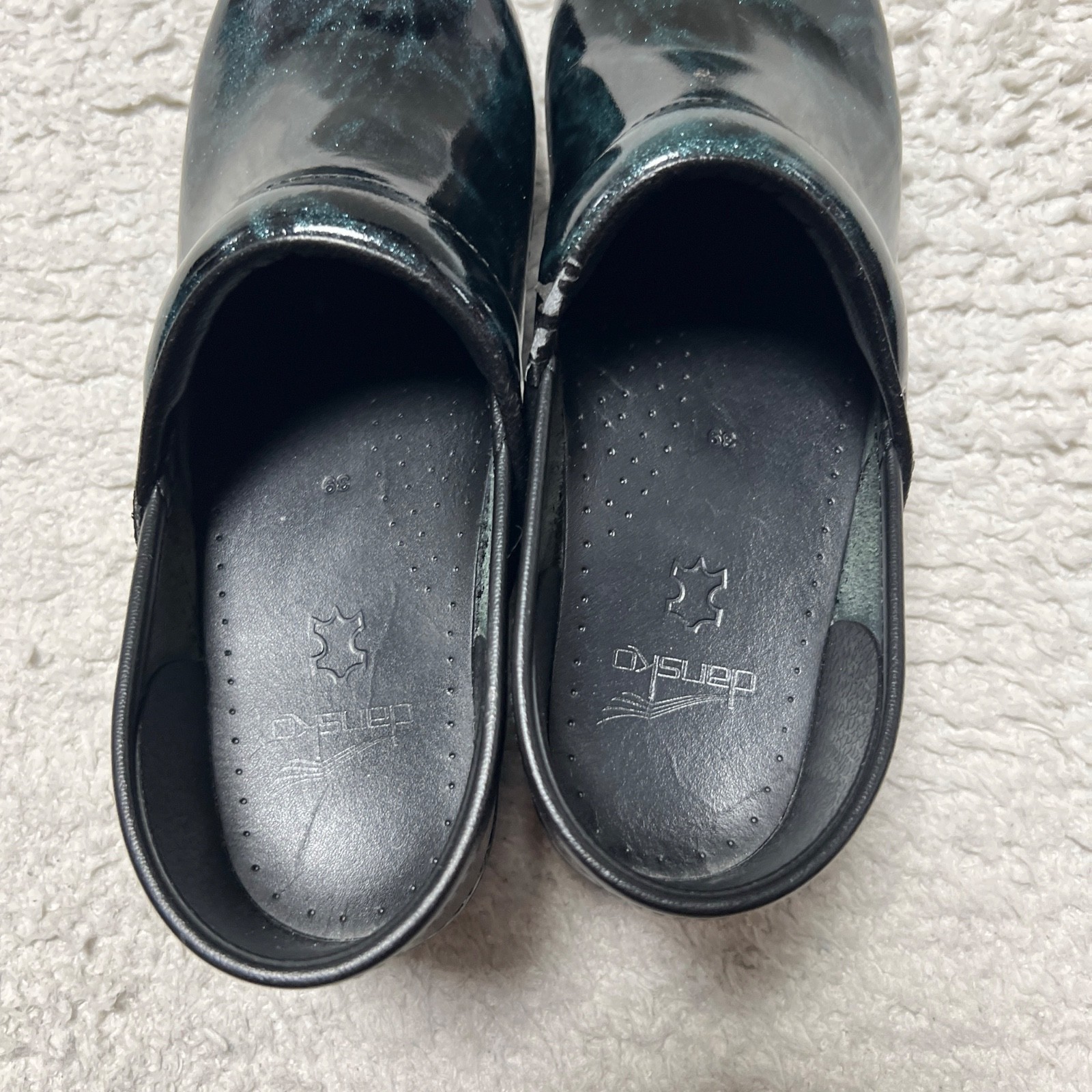 Dansko Professional Clogs Women Size 39 Green Metallic Vegan Leather Workwear