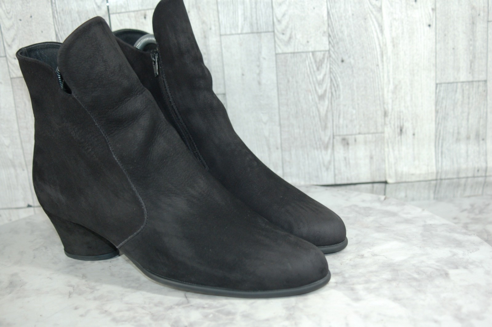 Arche Musaca Chelsea Boots Women 8M Shoes Black Nubuck Heel Pull On Ankle Bootie