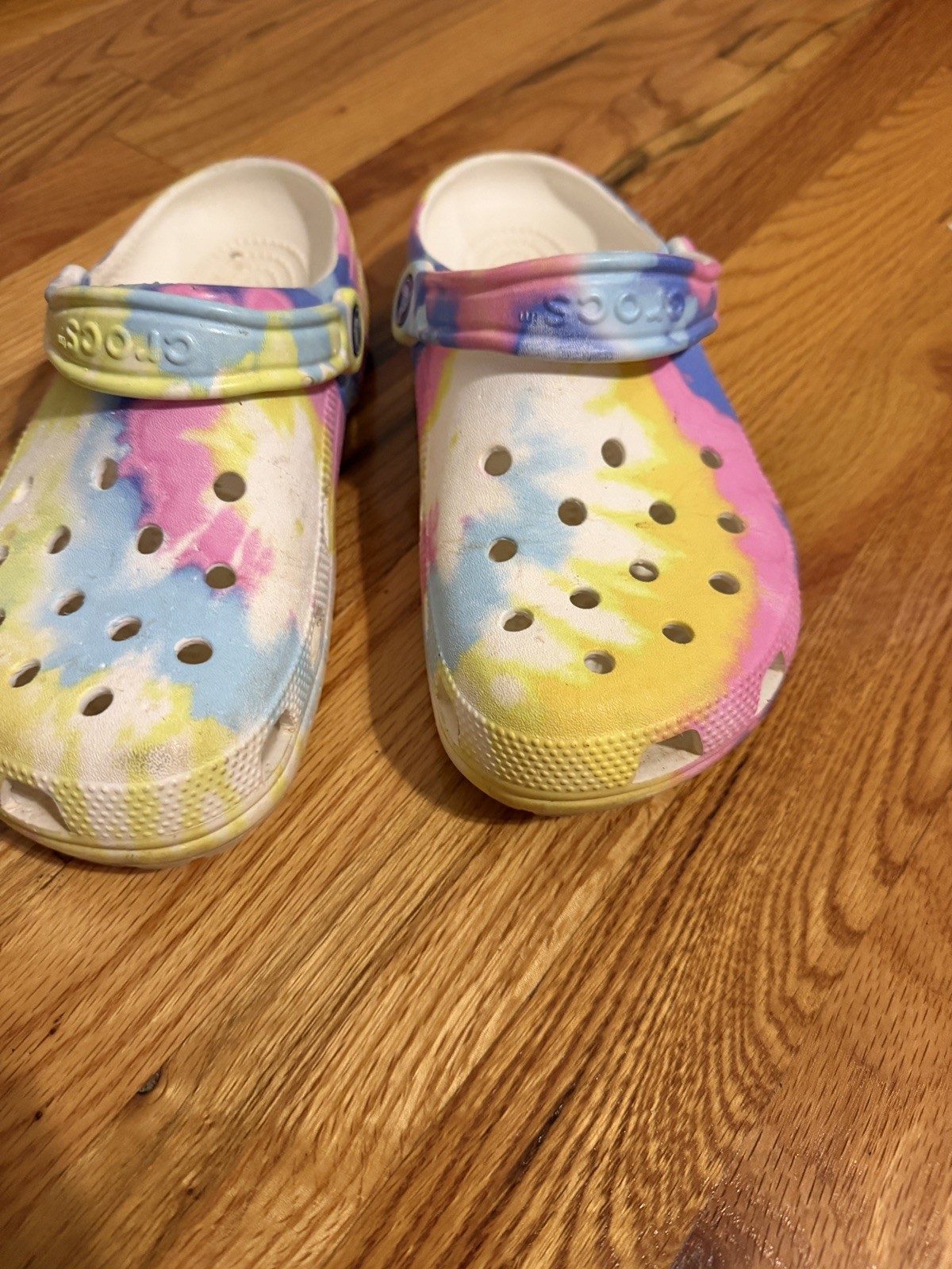 Crocs Classic Solar Rainbow Clog Multicolor Pastel Tie Dye Unisex M6 W8