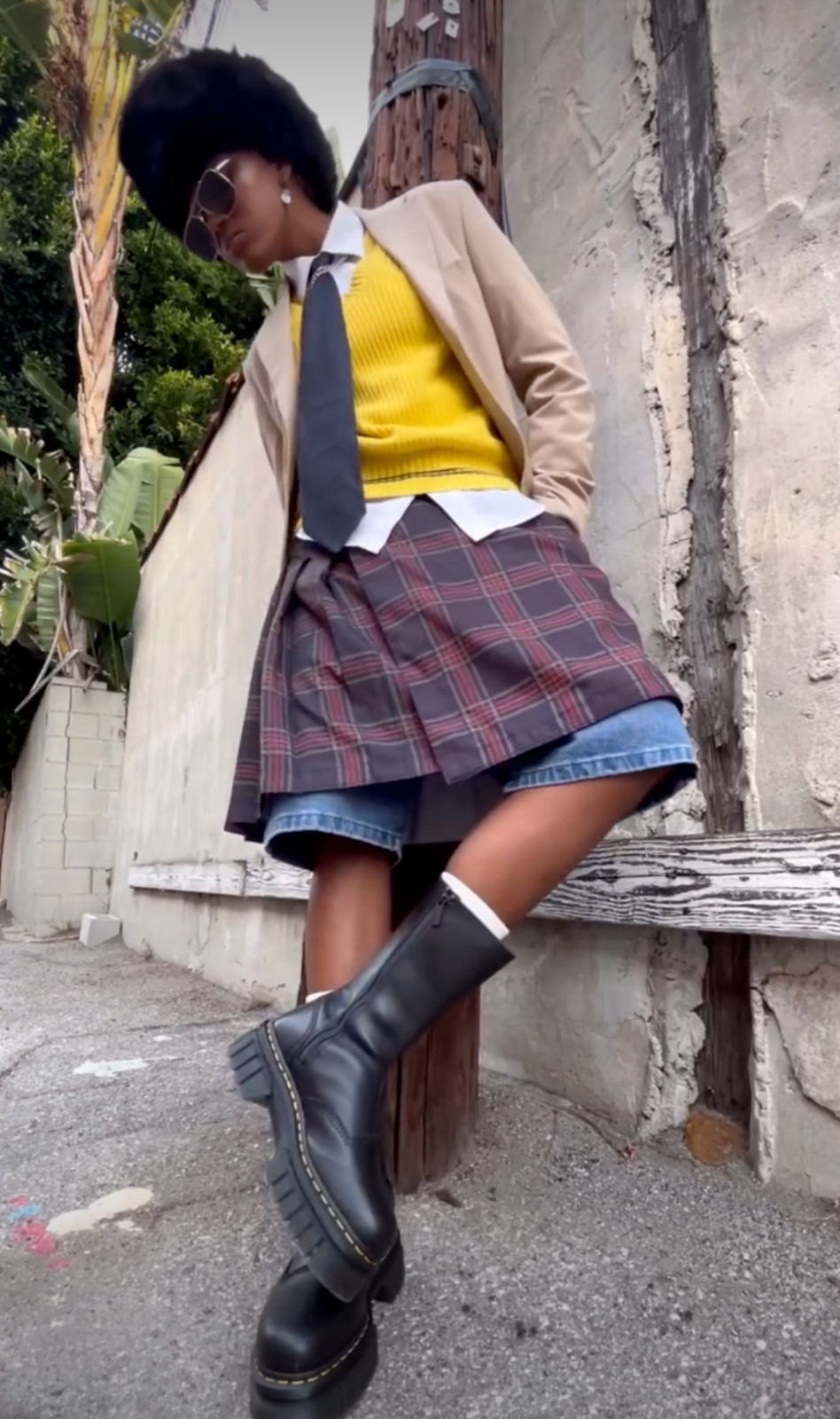 DR MARTENS Audrick Tall Nappa Leather Platform Chelsea MSRP$280 Comfy + Chic