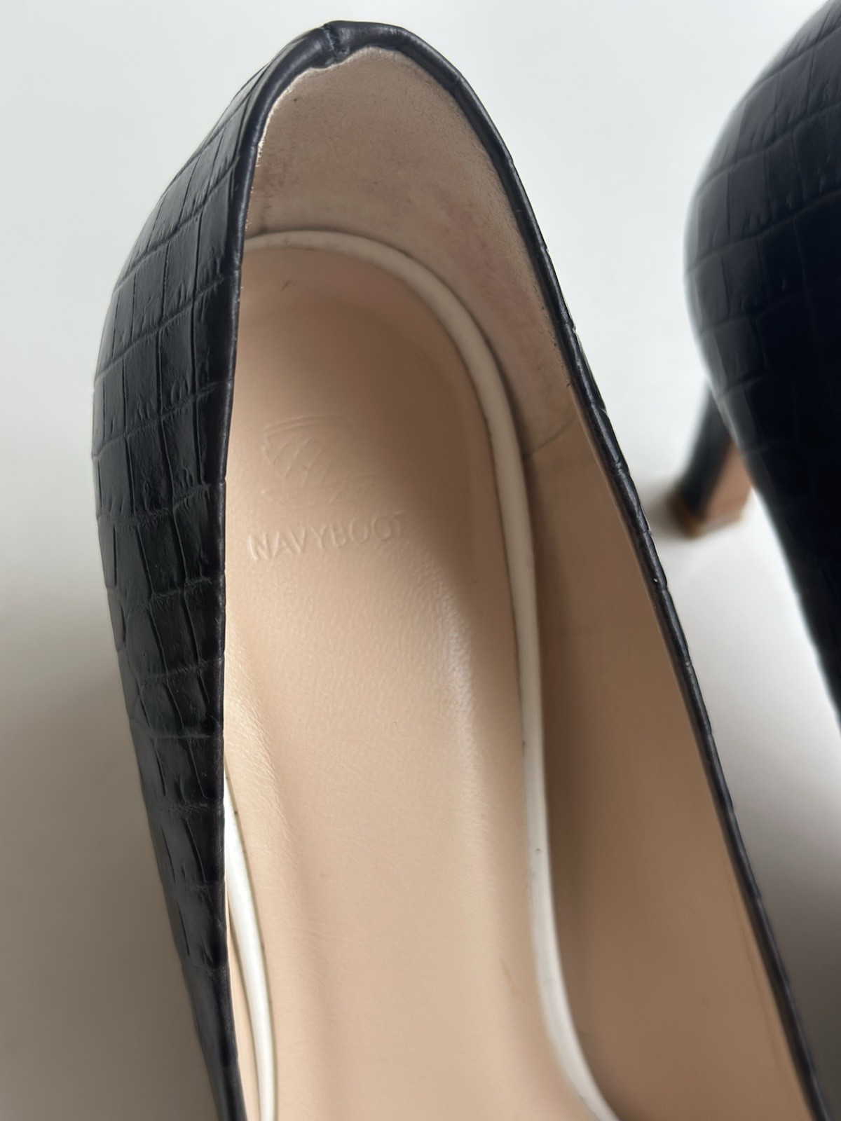 Navyboot Italian Navy Blue Crocodile Leather Pumps, Size 36 EU (6 US / 3.5 UK)