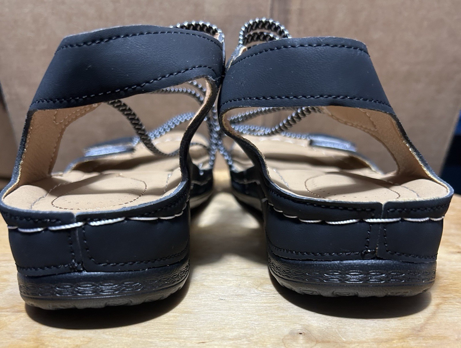 Women’s Black/Beige Braided Strappy Faux Leather Sandals Hook & Loop US 8