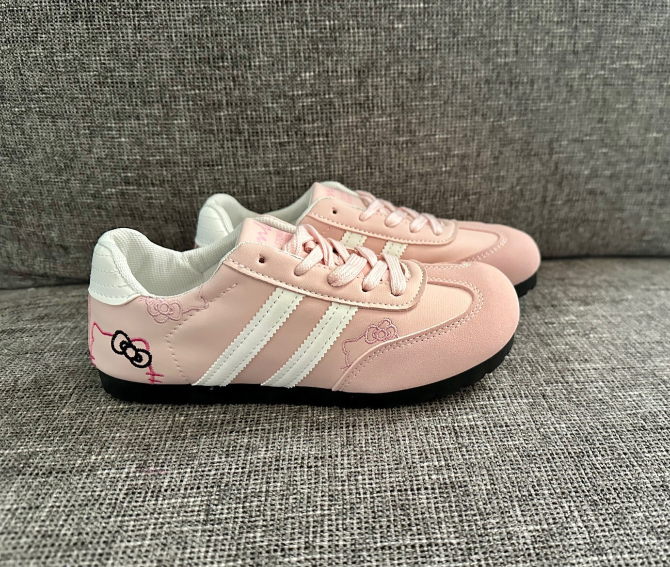 Pink Hello Kitty Soled Flat Sneakers Women Spring Design Casual shoes Sanrio
