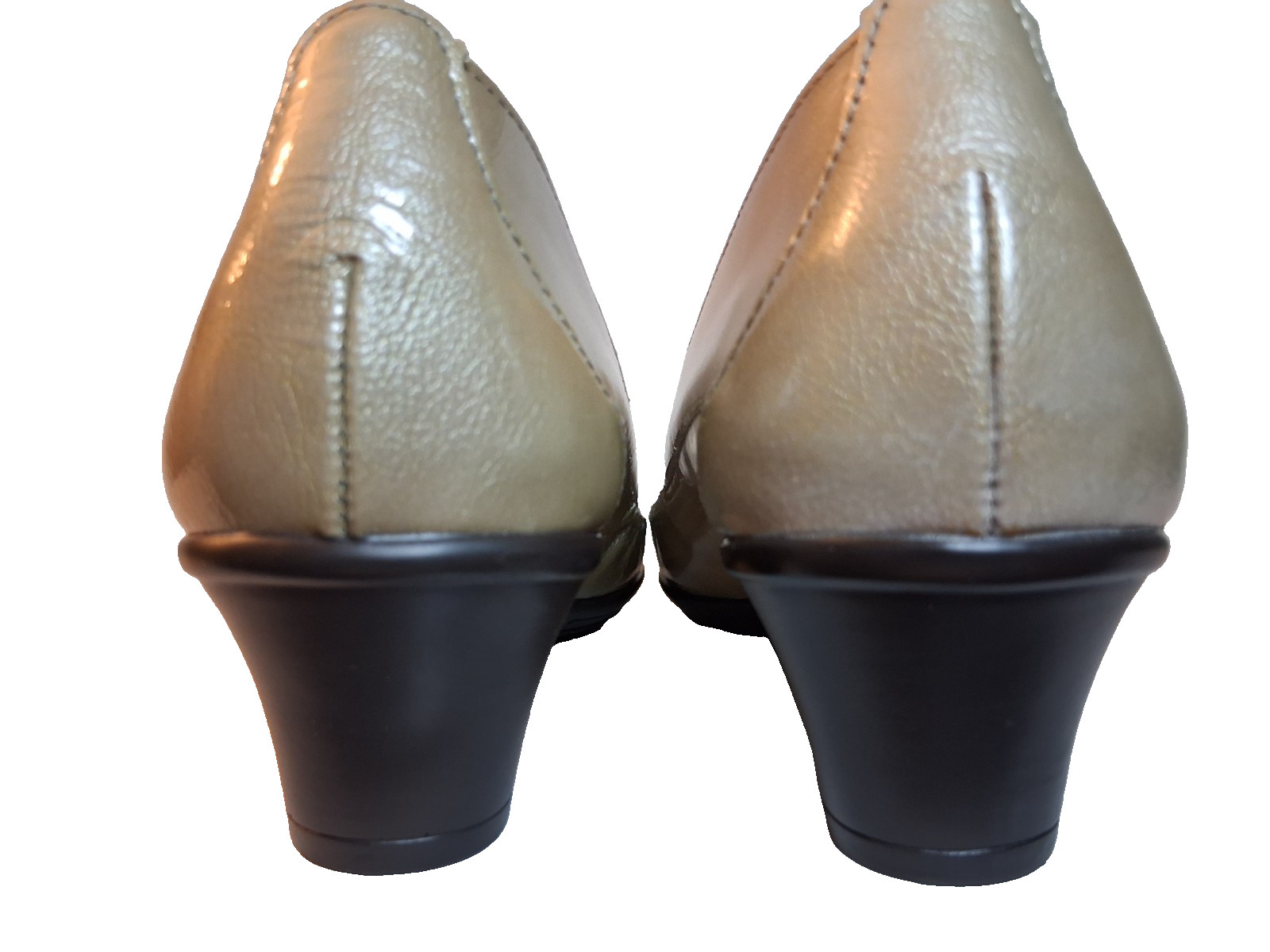 SAS Sonyo Slip On Heel Patent Leather Tan Beige Pumps Shoes sz 7.5 M Excellent
