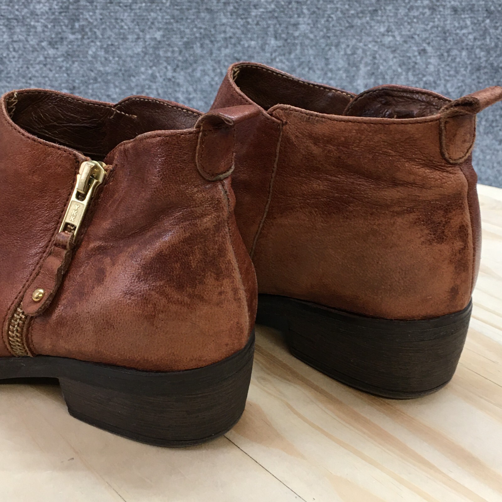 Eric Michael Boots Womens 36 London Ankle Booties Brown Leather Side Zip Heels