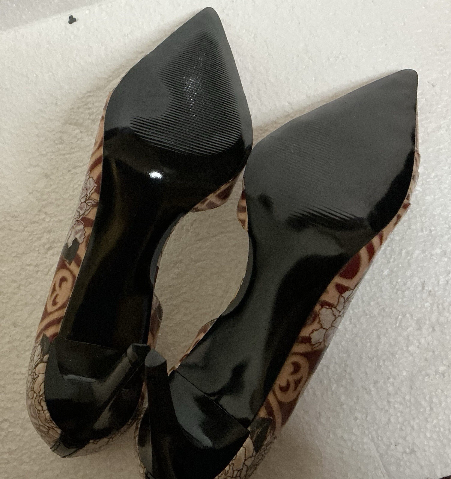 Carlos by Carlos Santana Elite Heels 9.5M Floral Pointed Toe D’Orsay Pumps