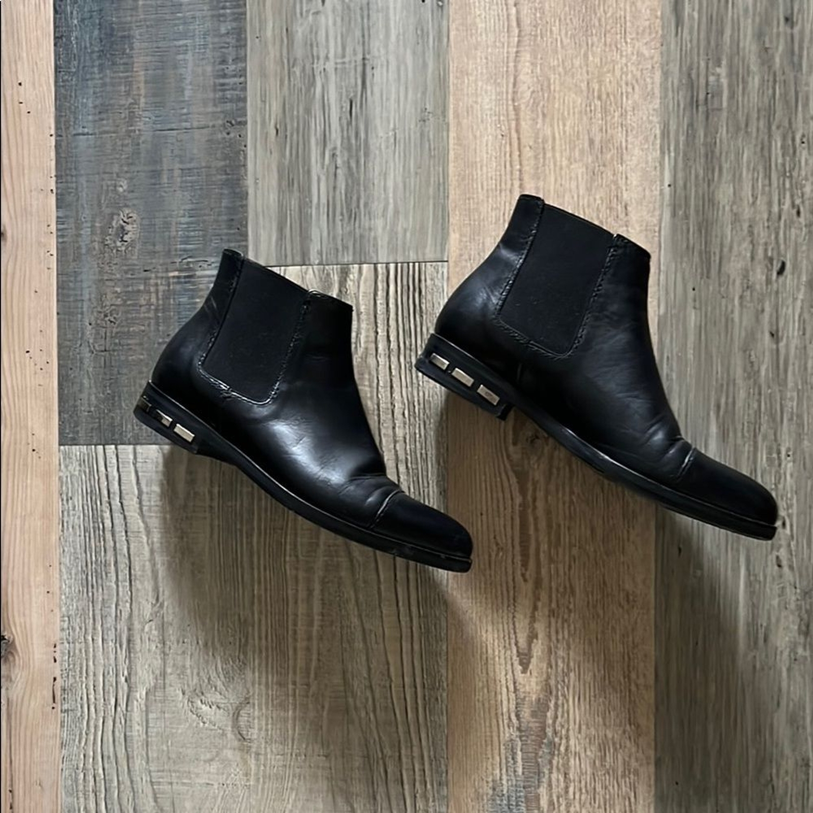 Lanvin Black Chelsea Ankle Boots with Elastic Panels and Semi-Pointed Toe Sz: 37