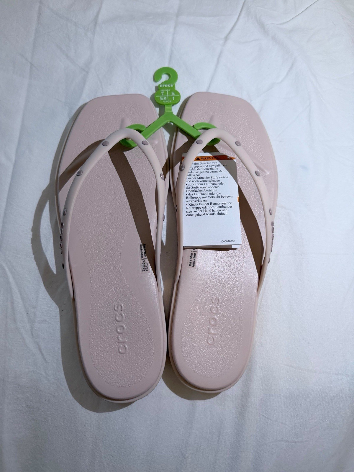 Crocs Women’s Pink Thong Sandals Synthetic Slip On Logo Studded US 8 EU 39-40