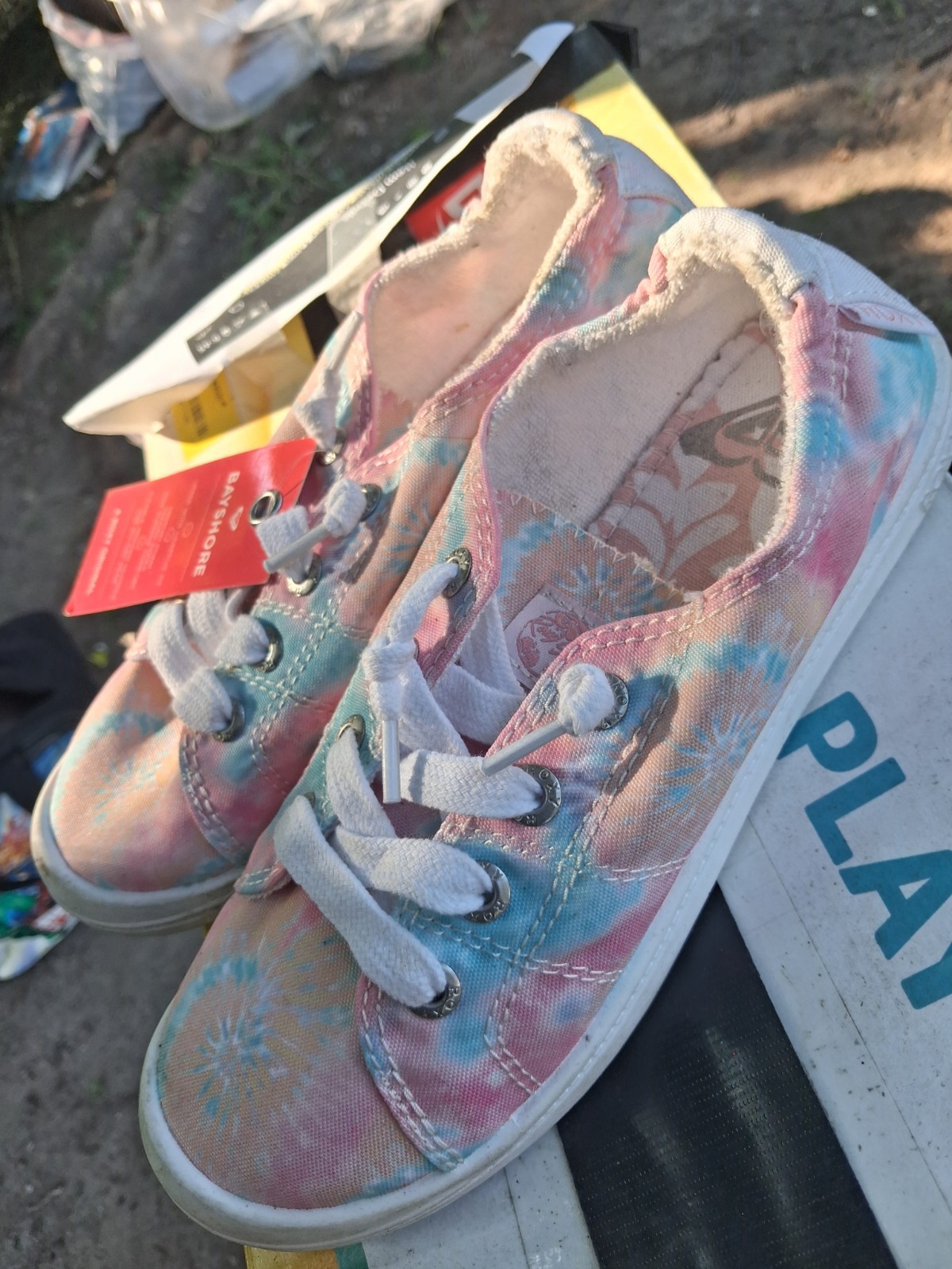 Roxy Bayshore Girls Athletic Low Top Lace Up Canvas Sneakers Pink Blue Tie Dye