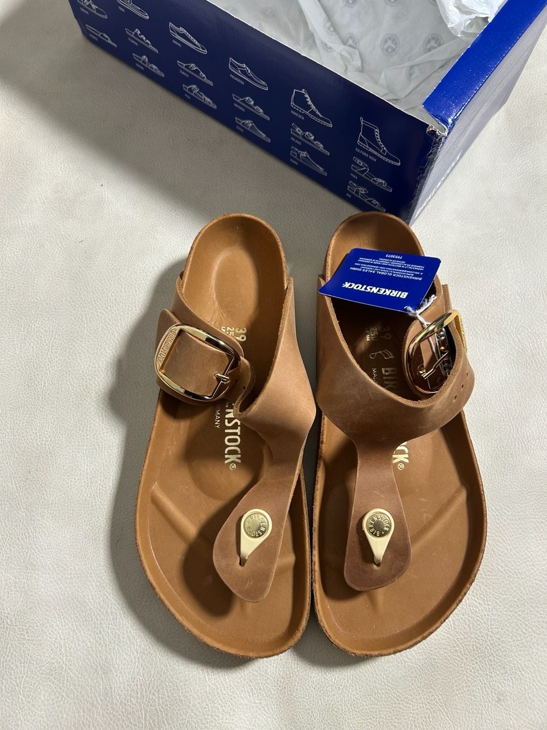 Birkenstock Gizeh Big Buckle Oiled Leather Sandals in Cognac