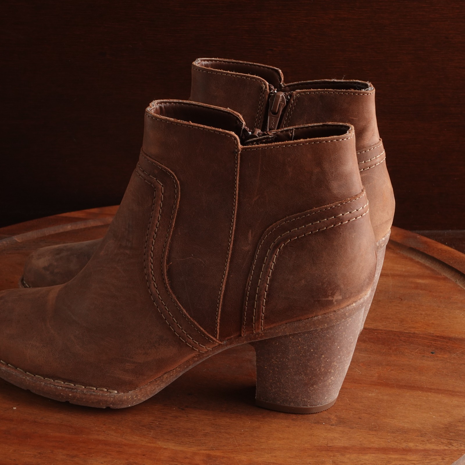 Clarks Boots WMS SZ 9.5M Brown Carleta Paris Leather Ankle Coastal Cowgirl Boho