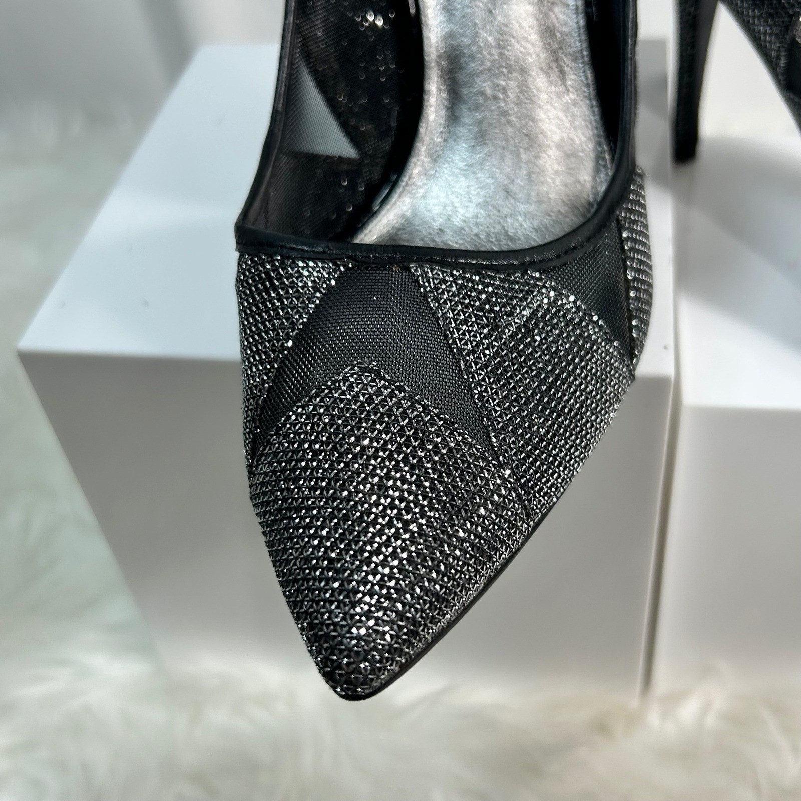 Adrianna Papell Women’s Black Sparkle Mesh Pointed Toe Stiletto Heels Shoes 9.5M